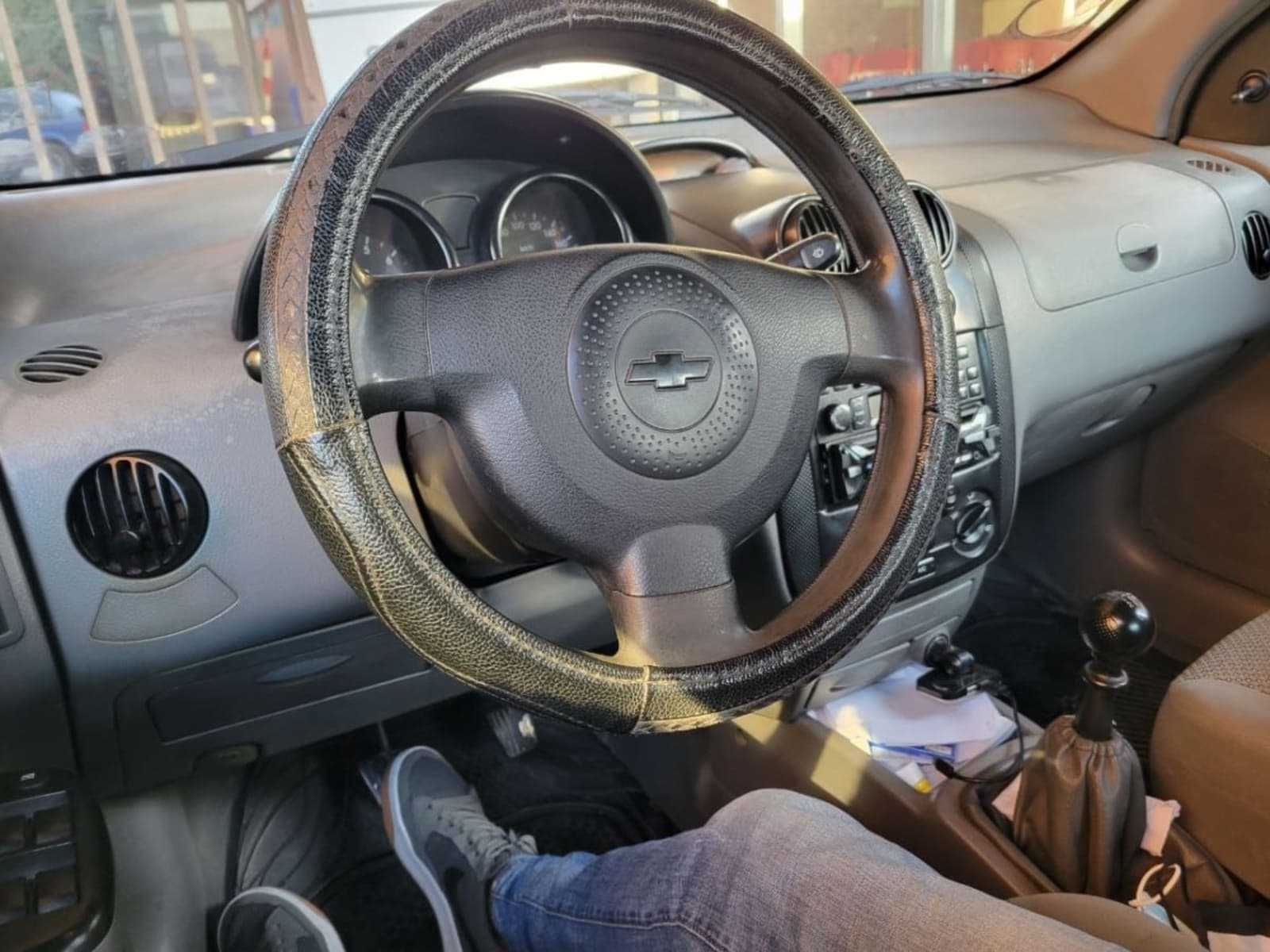 2004 Chevrolet Aveo โ photo 2