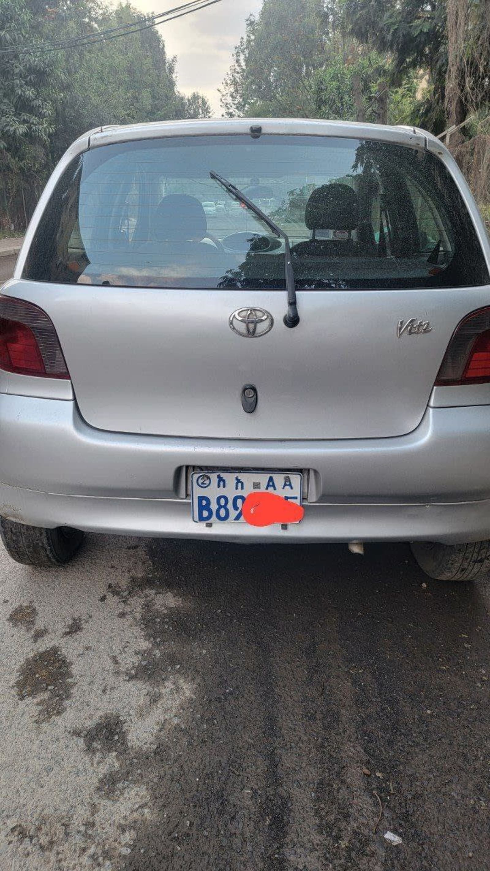 2001 TOYOTA VITZ — photo 4