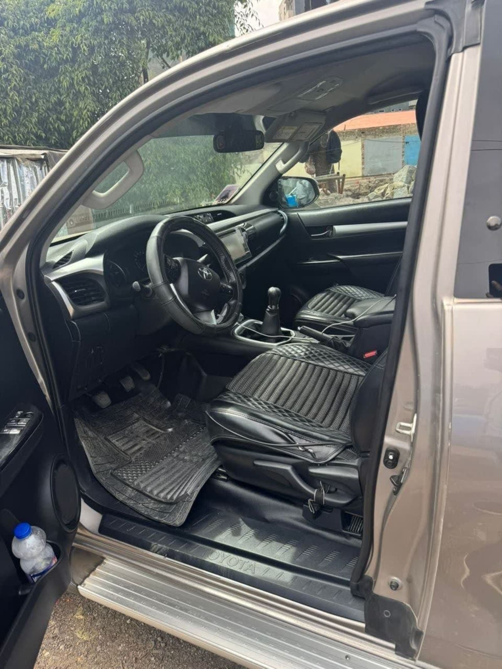 2017 Toyota Revo King Cab — photo 3