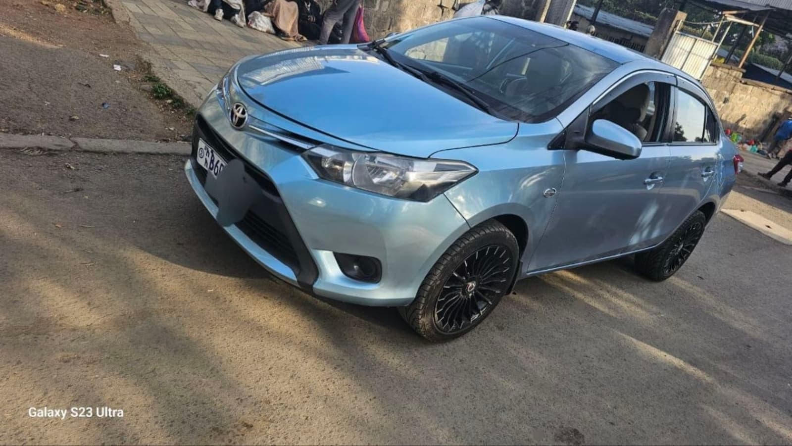 2016 TOYOTA Yaris Sedan — photo 5