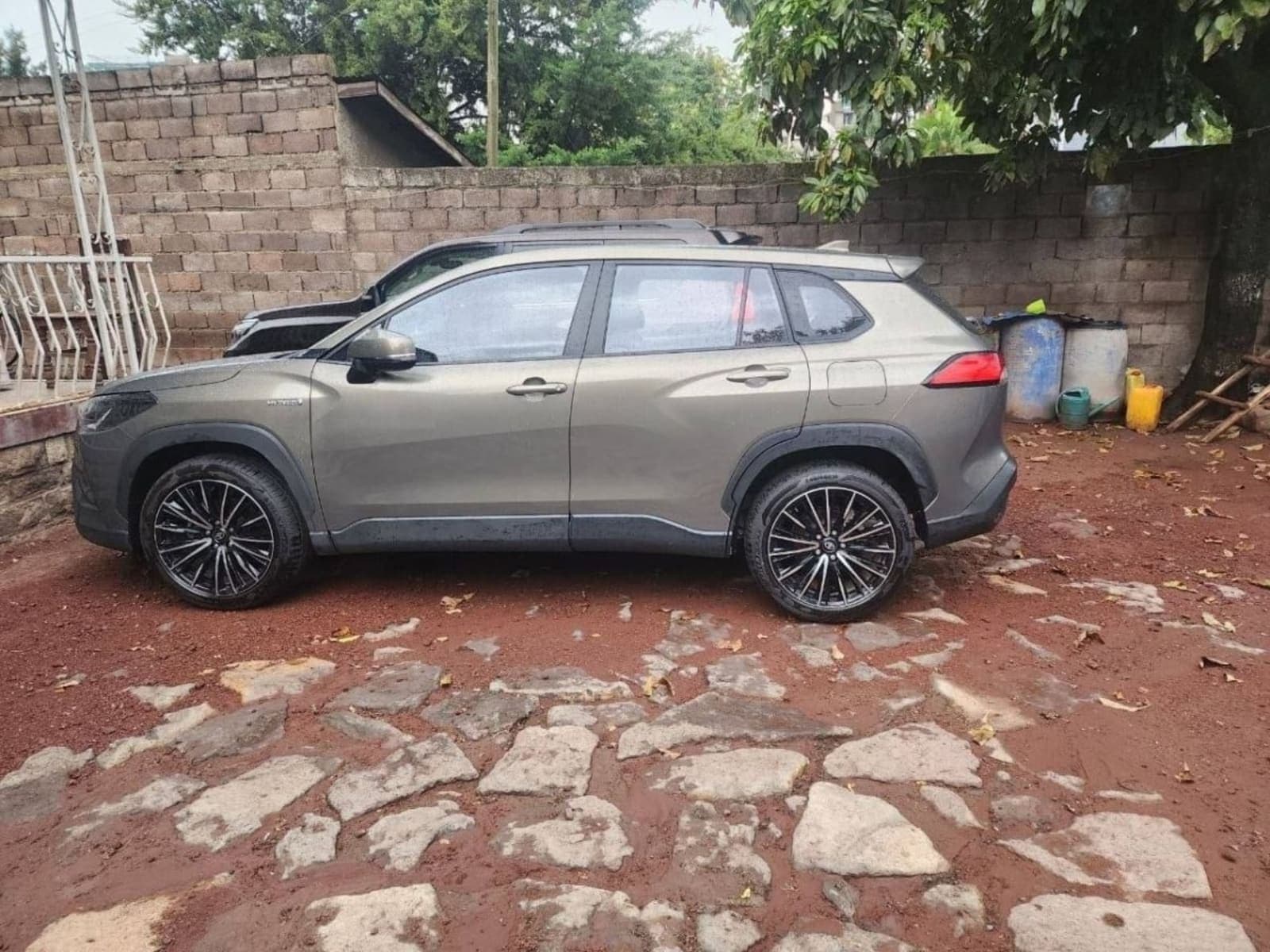 2024 Toyota Corolla Cross Hybrid — photo 4