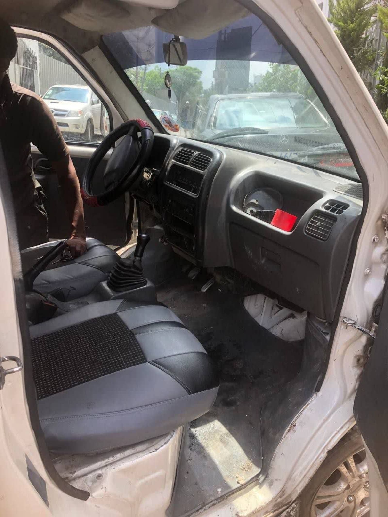 2001 Suzuki Carry — photo 3