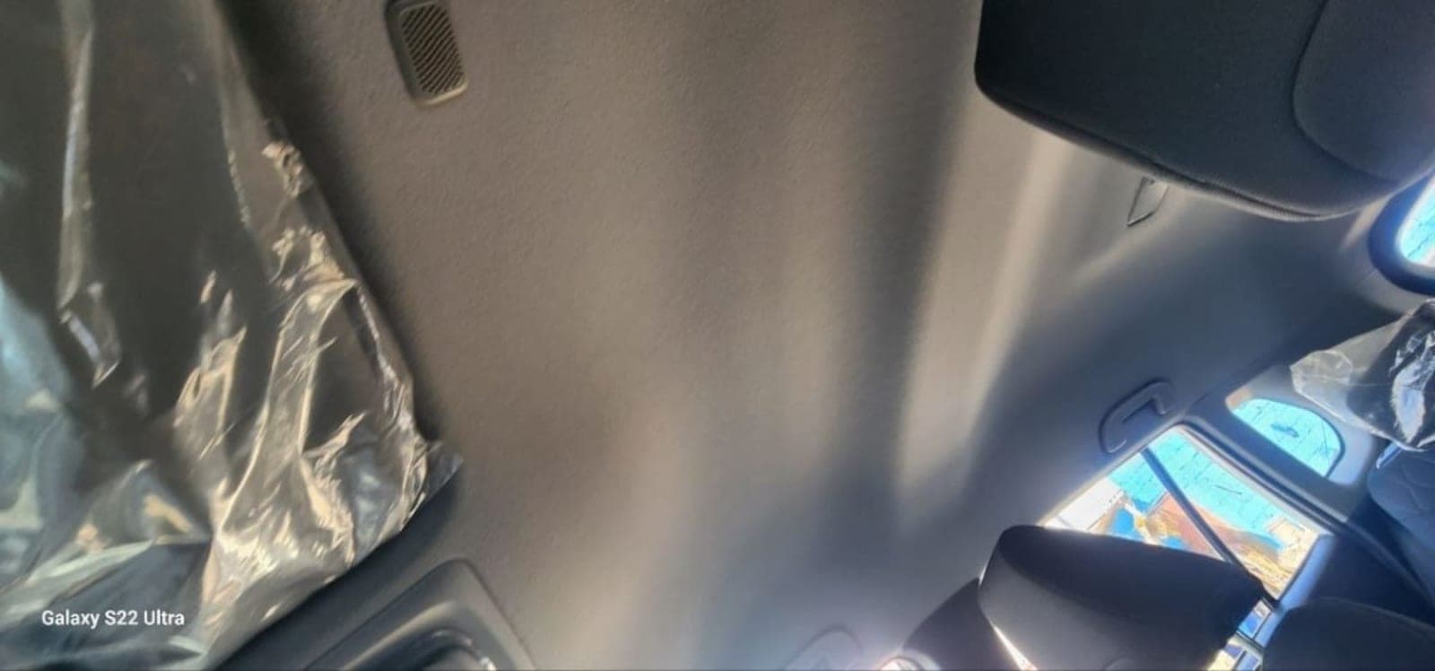 2024 Toyota Corolla Cross Hybrid — photo 2