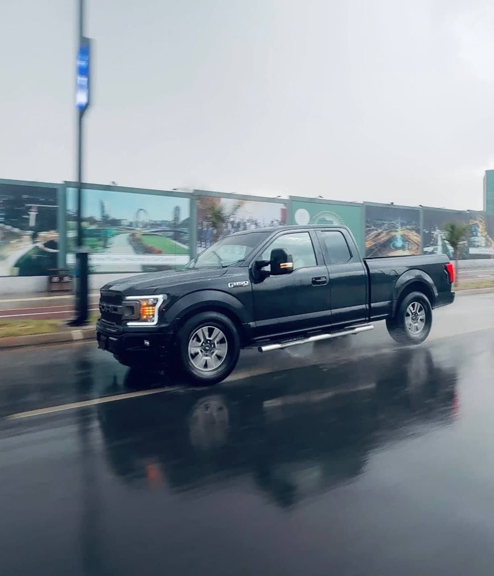 2018 Ford F-150 - STX — photo 4