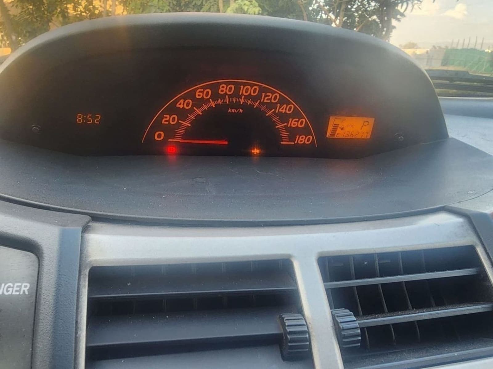 2010 Toyota Yaris Compact — photo 4