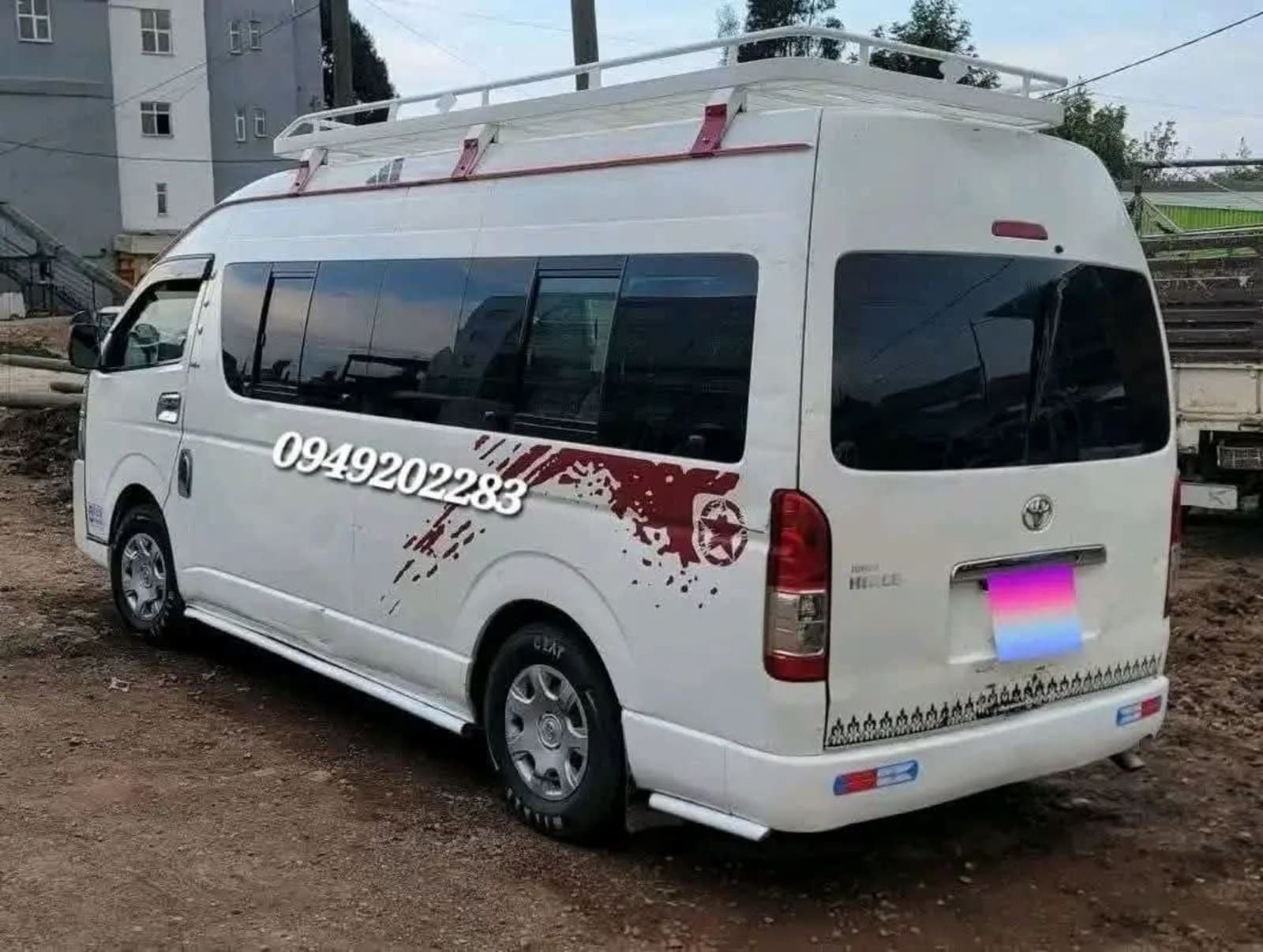 2014 Toyota Isuzu — photo 5
