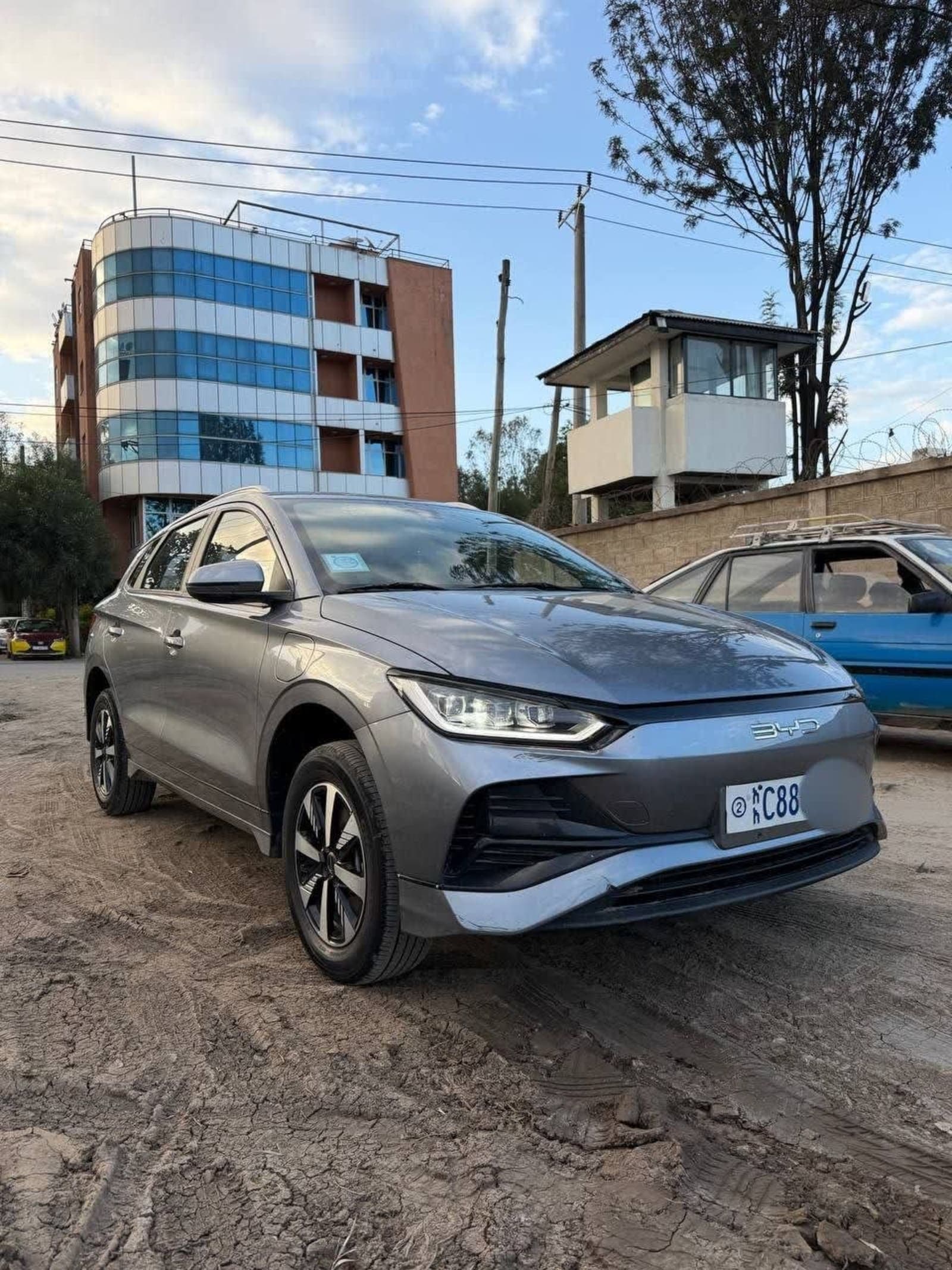 2025 BYD E2 — photo 5