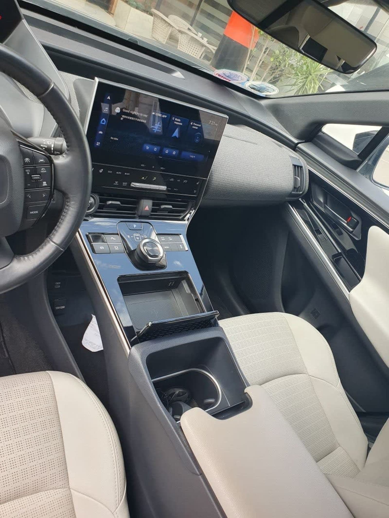 2022 Toyota BZ4X — photo 3