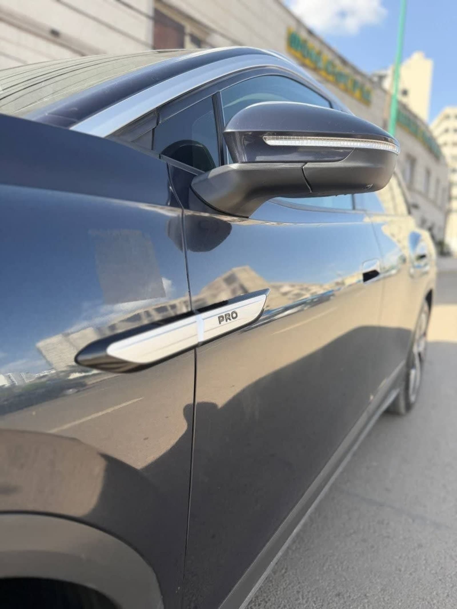 2022 Volkswagen ID.6 Crozz Pro — photo 7