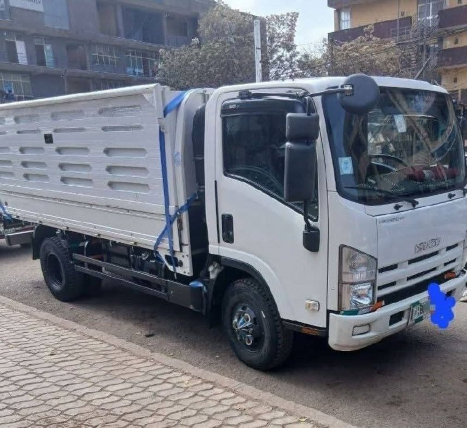 2023 ISUZU OBAMA — photo 5