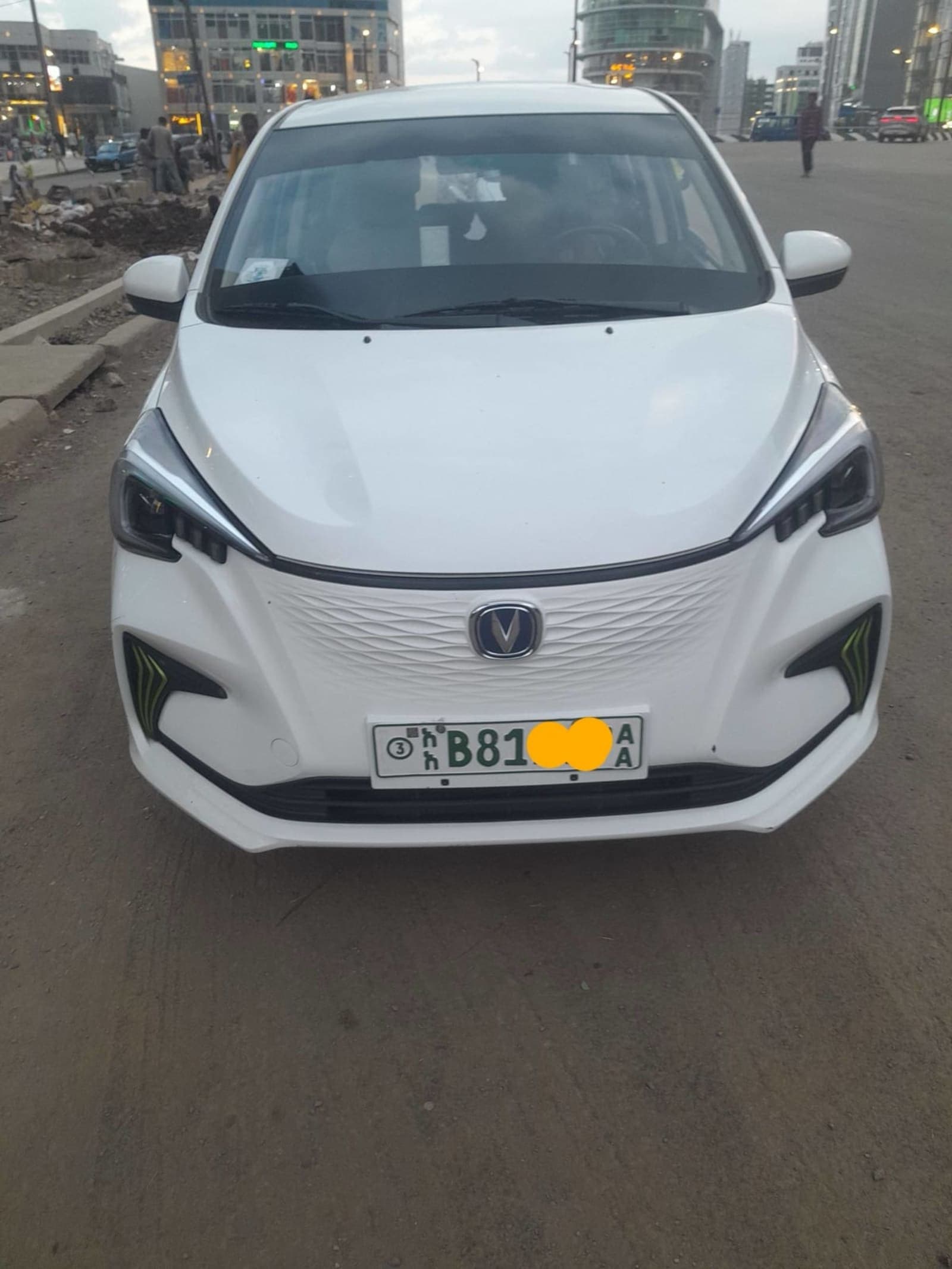 2023 CHANGAN E-Star — photo 3