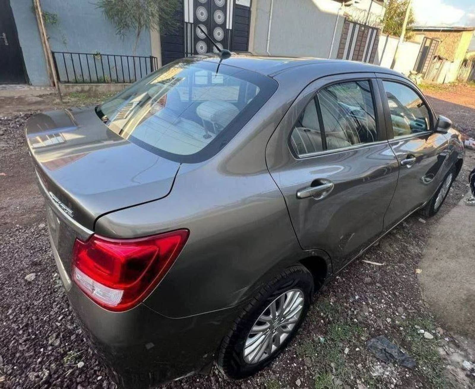 2022 Suzuki Dzire — photo 4