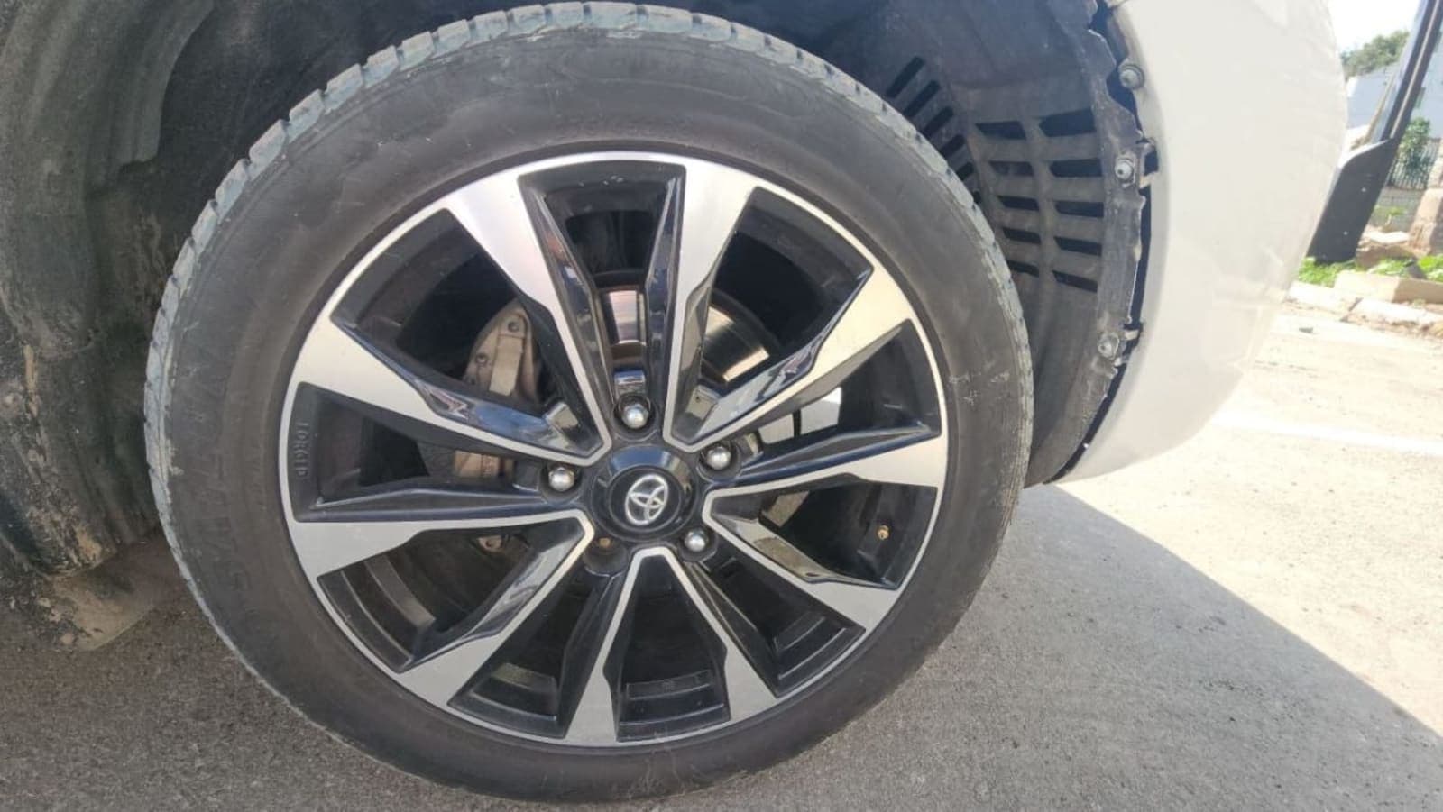 2010 Toyota Landcruiser V8 GXR — photo 4