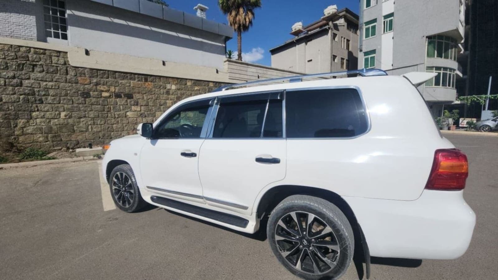 2010 Toyota Landcruiser V8 GXR — photo 8