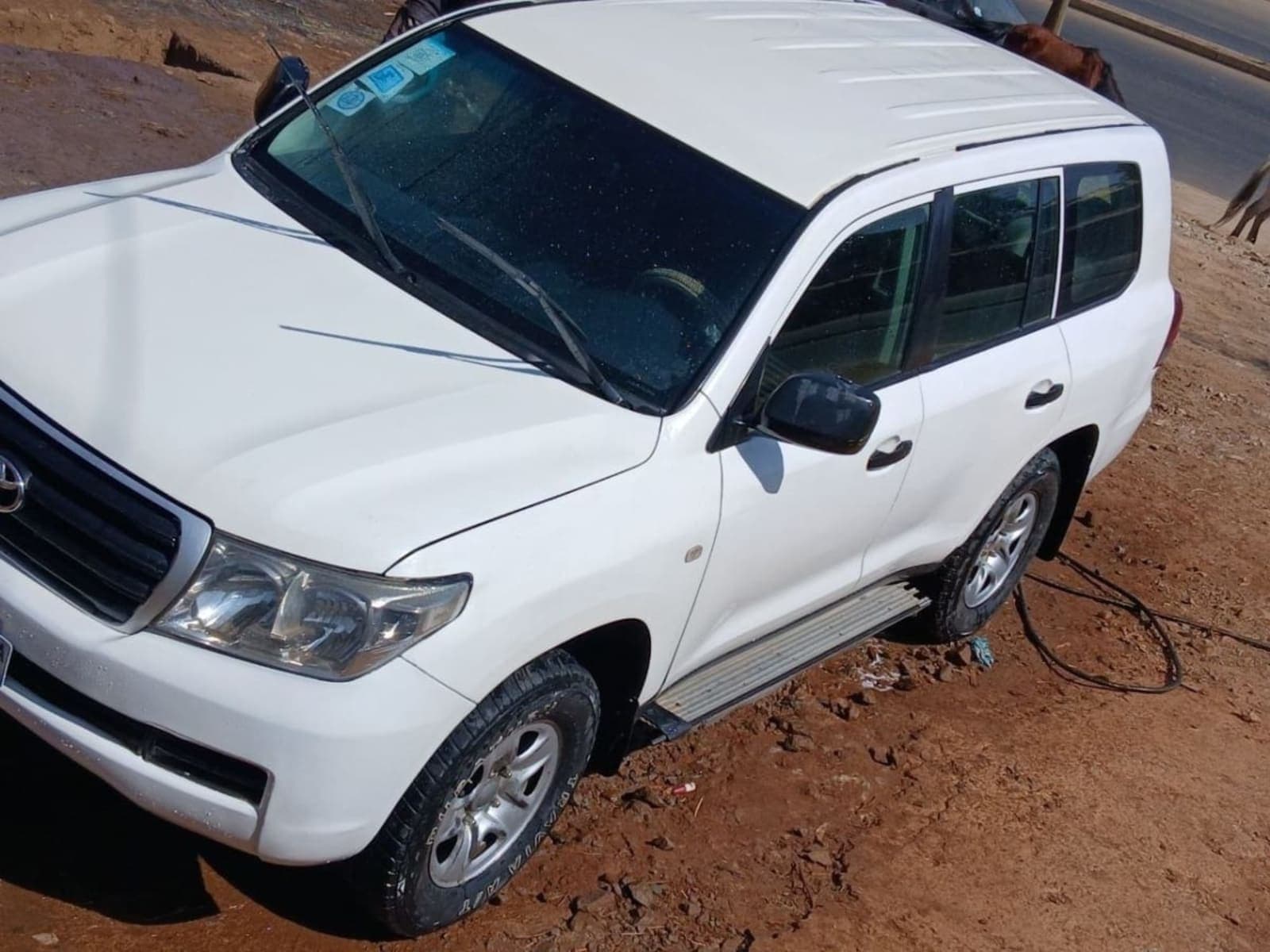 2011 Toyota Landcruiser V8 — photo 3