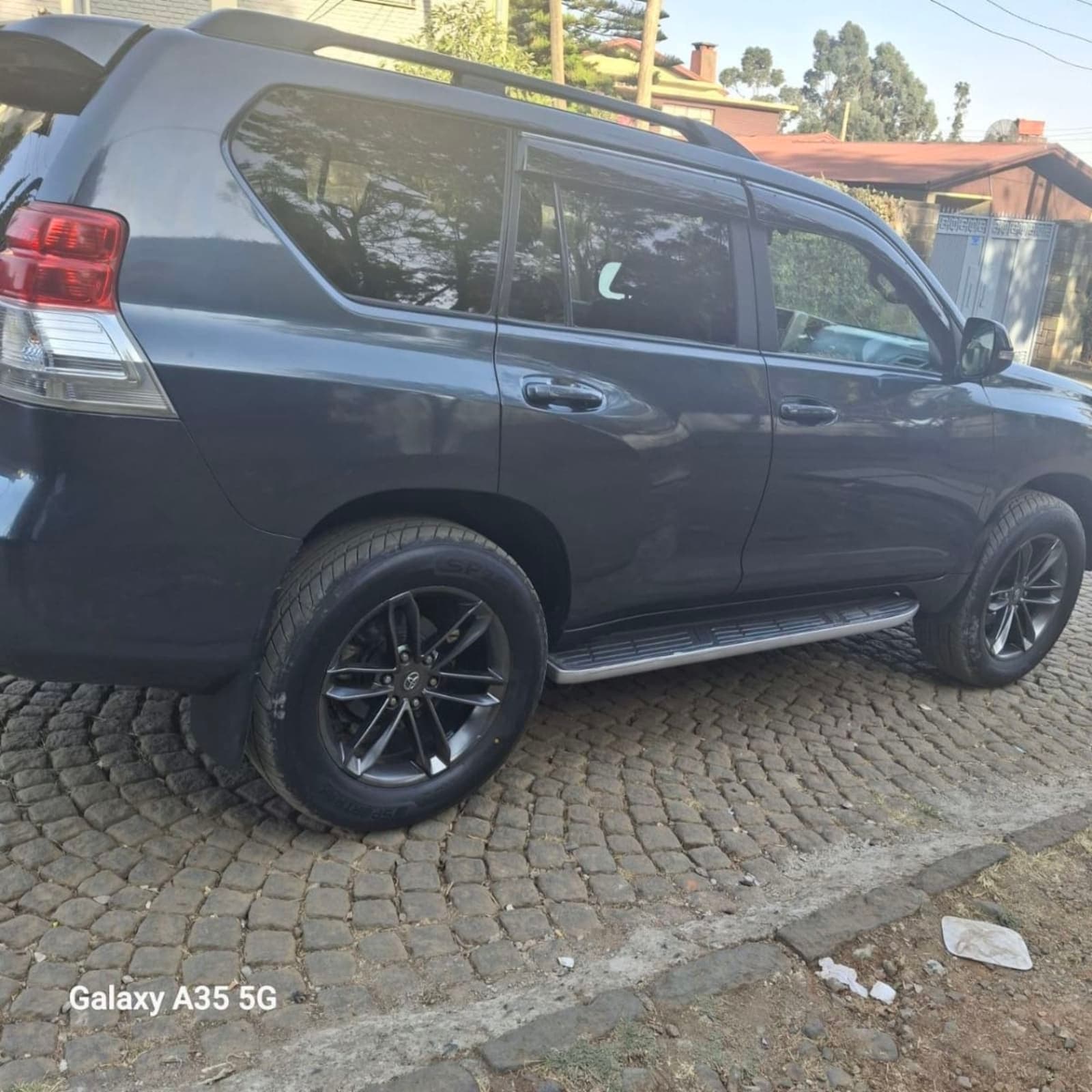 2012 Toyota Landcruiser Prado — photo 5