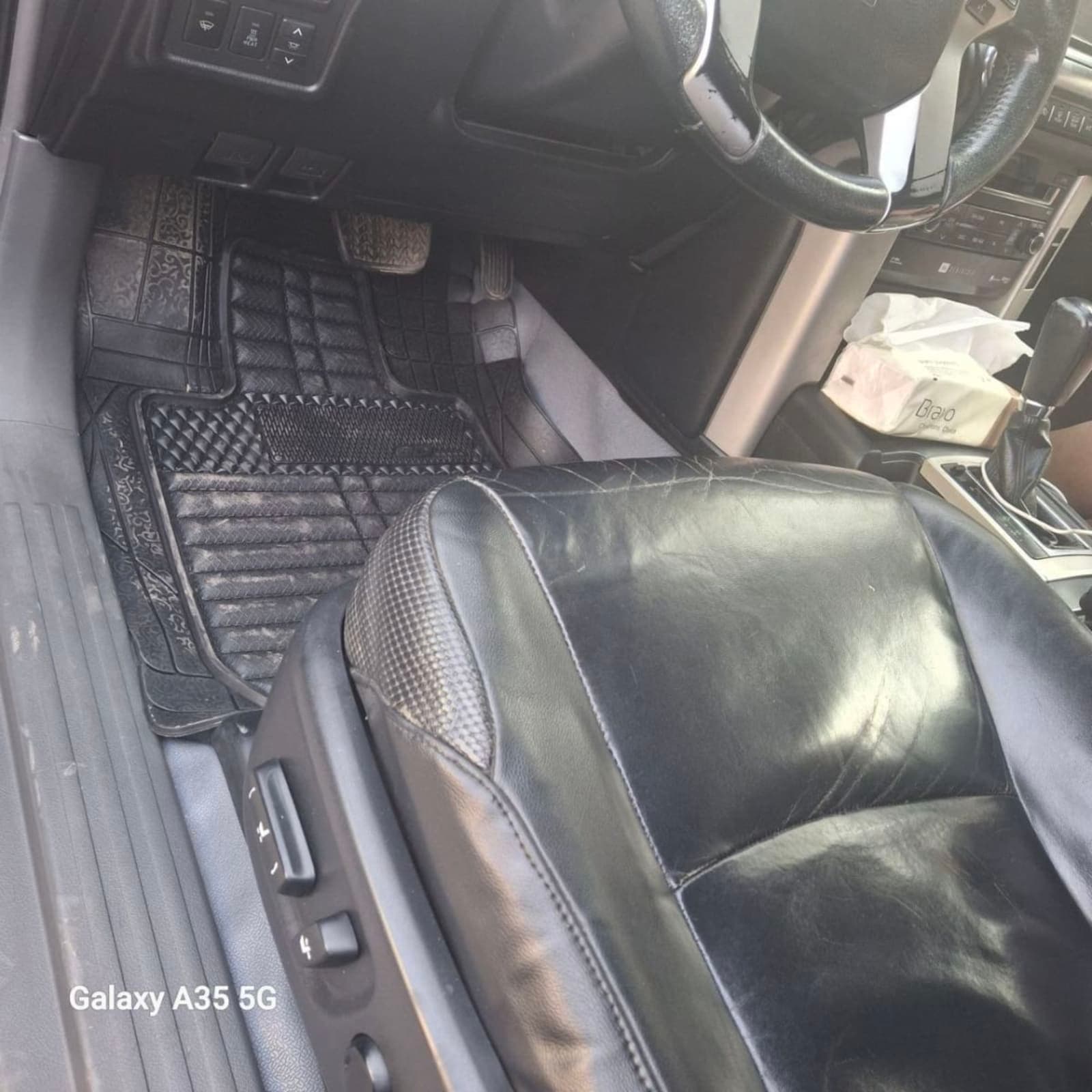 2012 Toyota Landcruiser Prado — photo 7