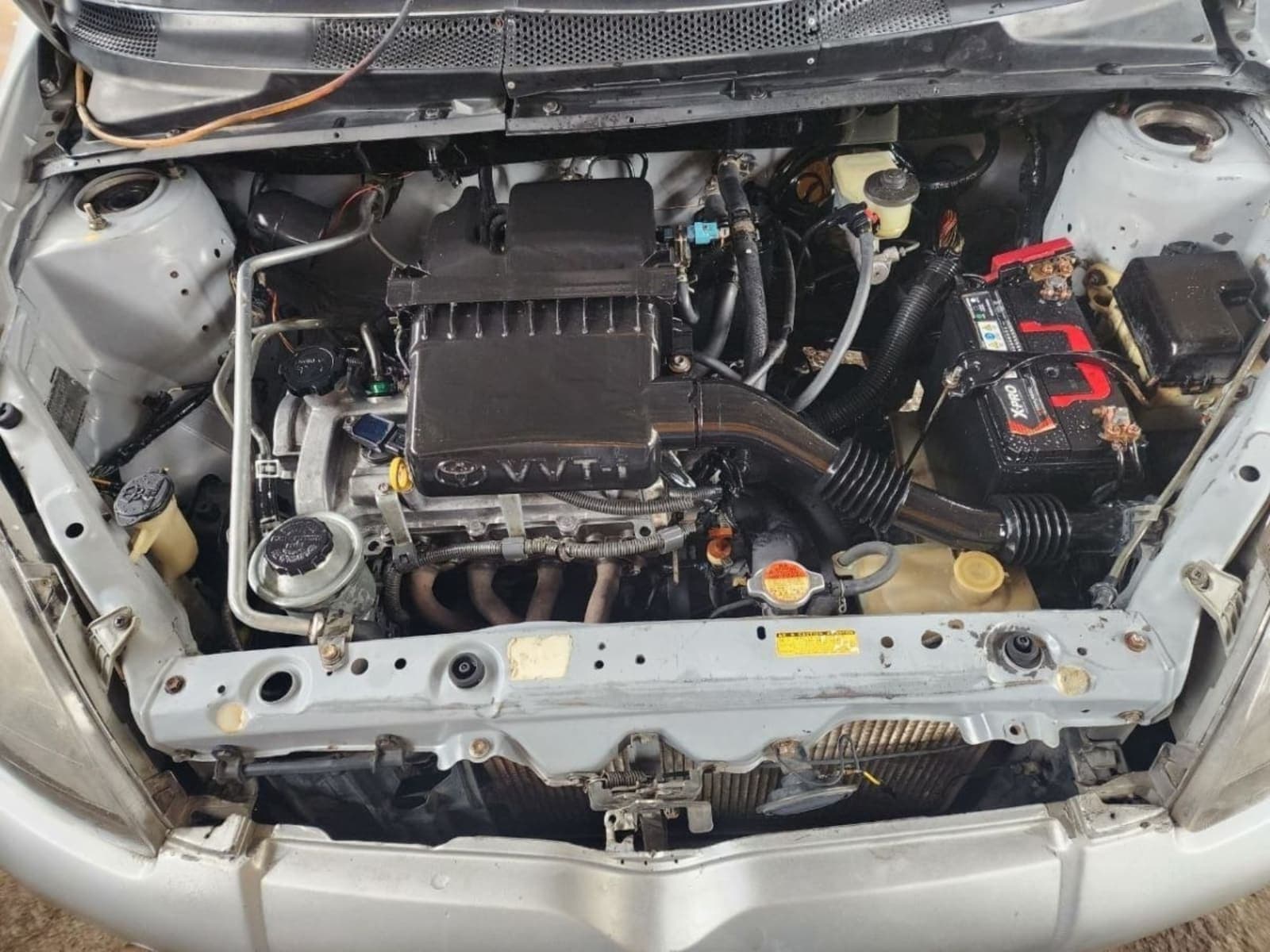 2000 Toyota Vitz — photo 6