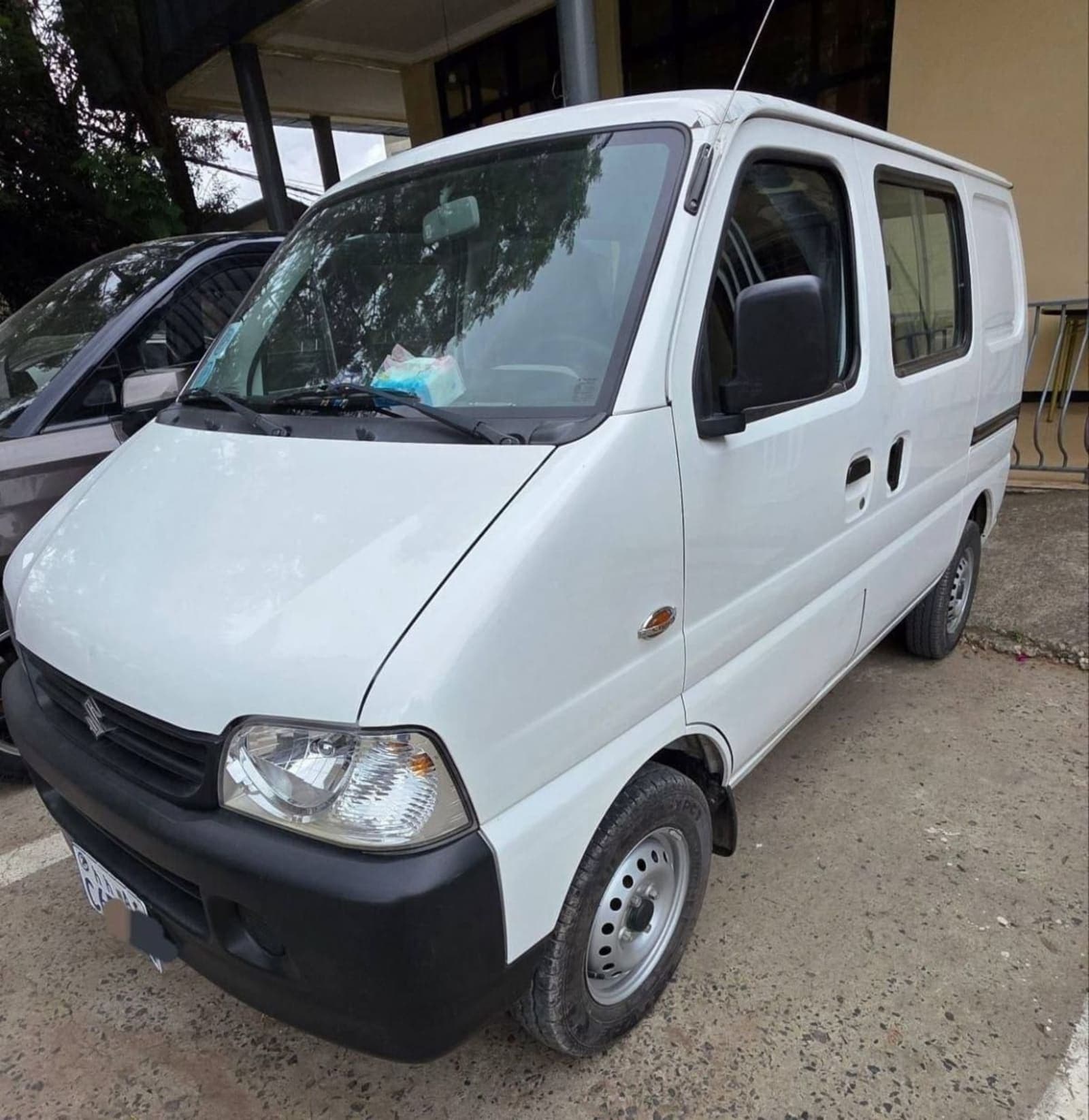 2024 Suzuki EECO