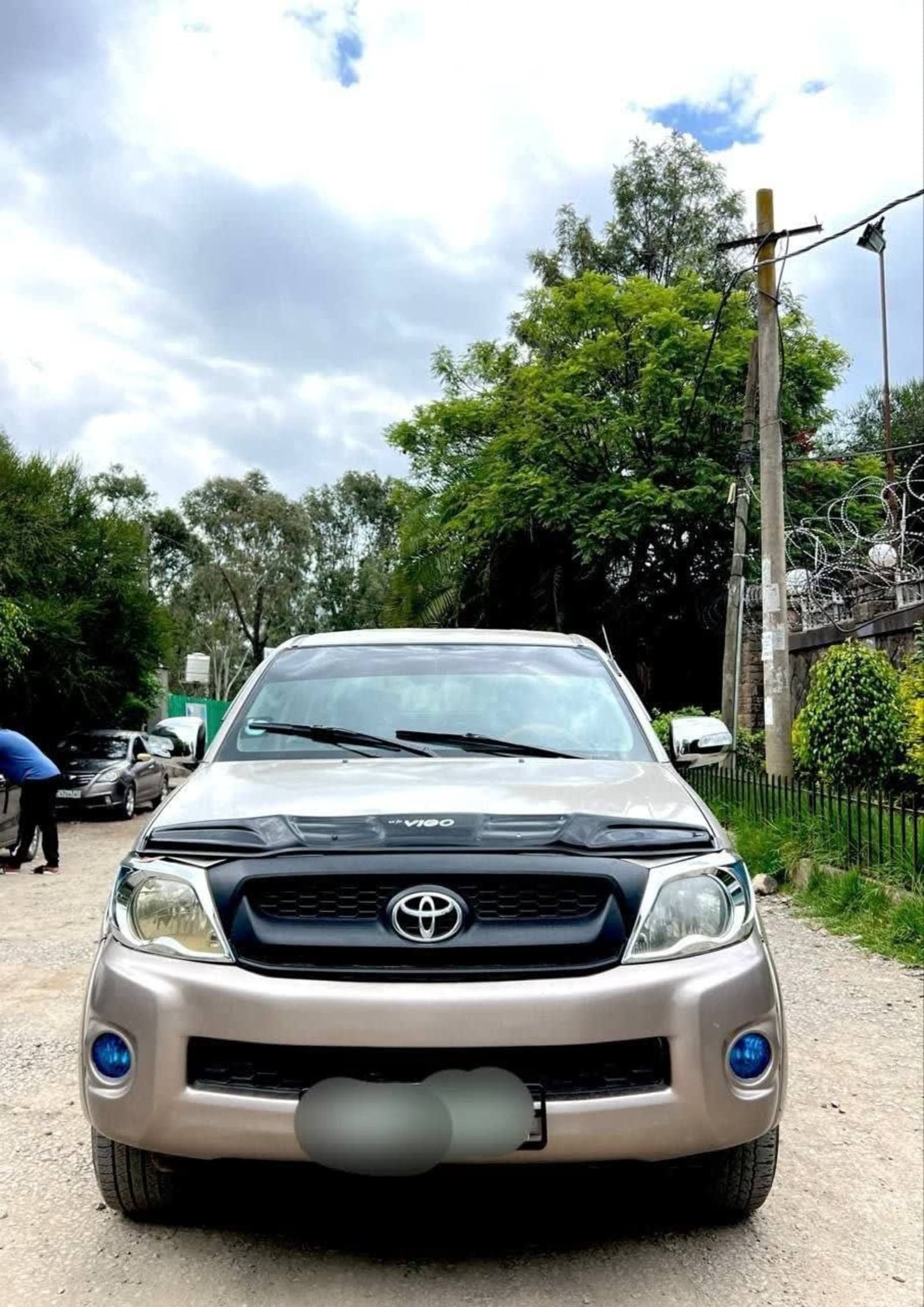 2011 TOYOTA HILUX D4D DOUBLE — photo 1