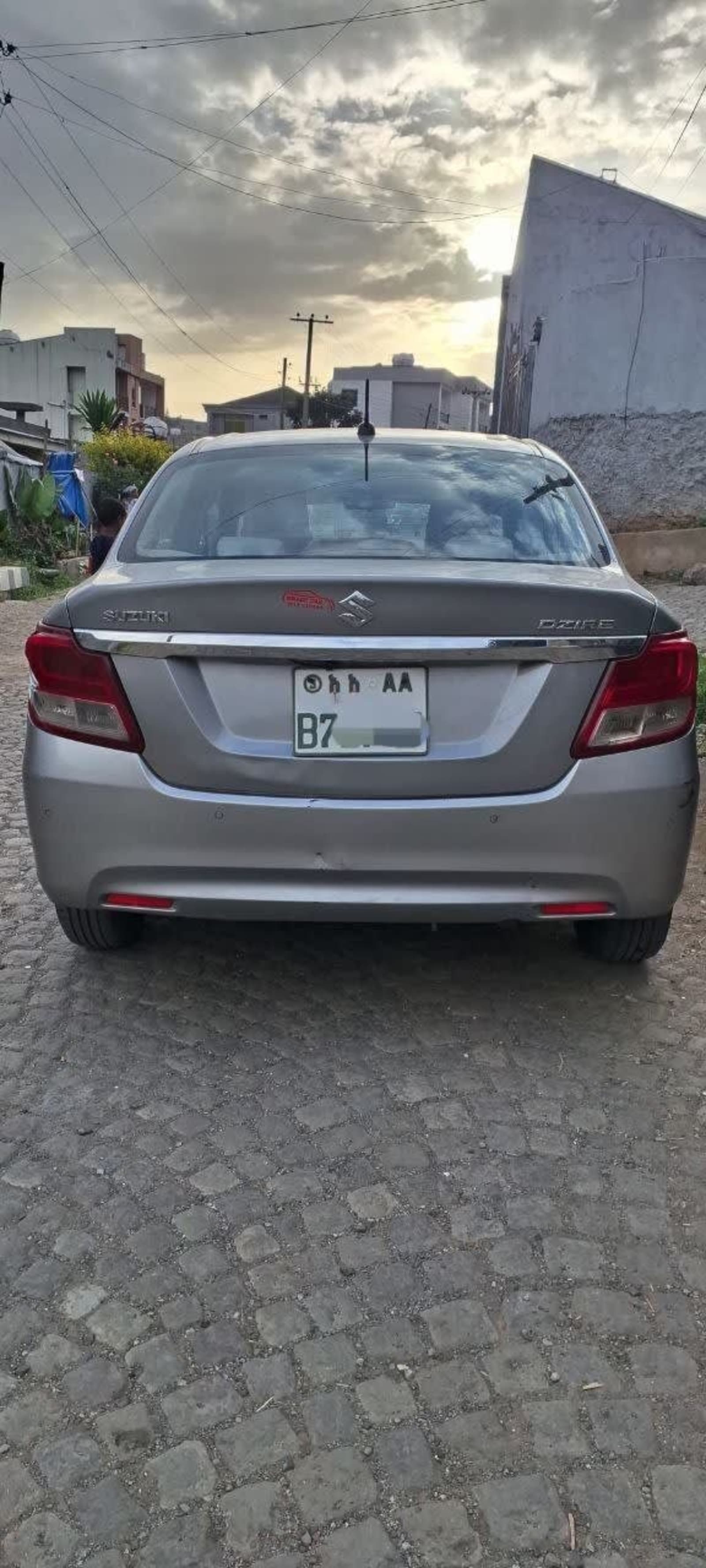 2021 Suzuki Dzire — photo 2