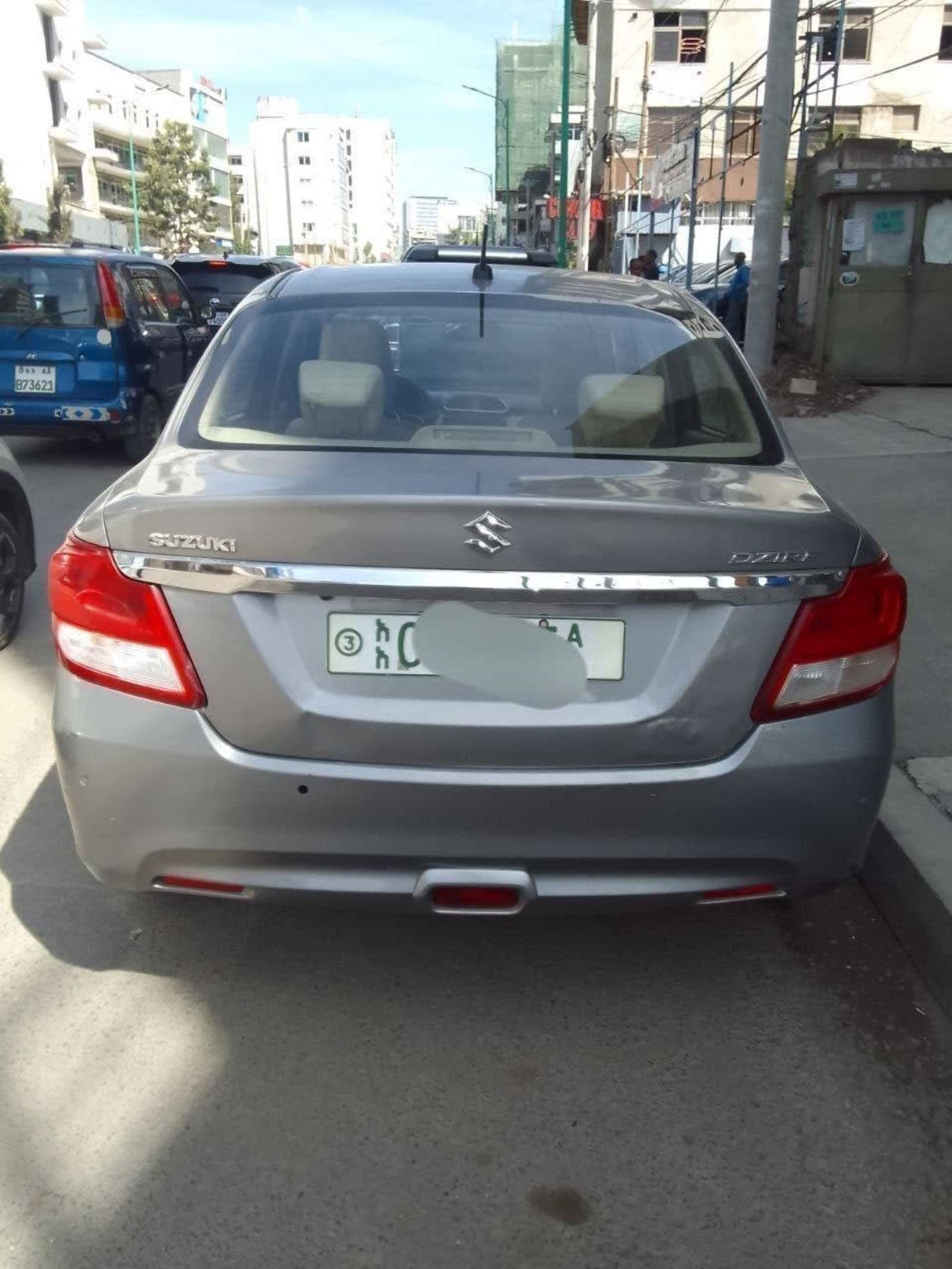2022 Suzuki Dezire — photo 2