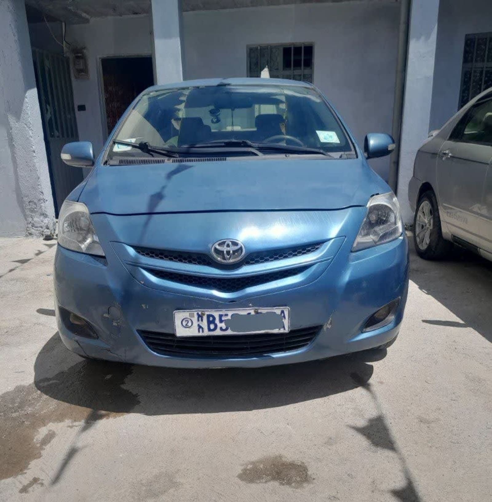 2010 Toyota Yaris Belta — photo 7