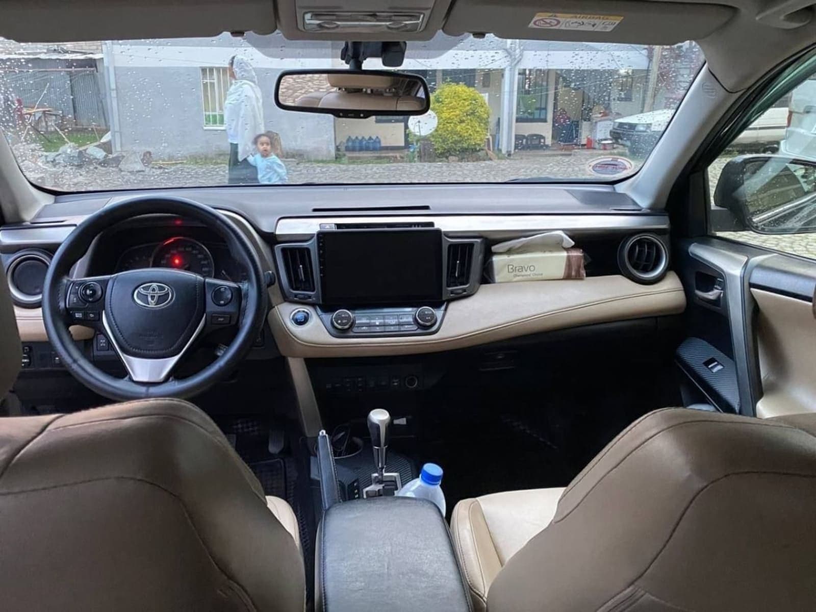 2015 Toyota Rav4 — photo 5
