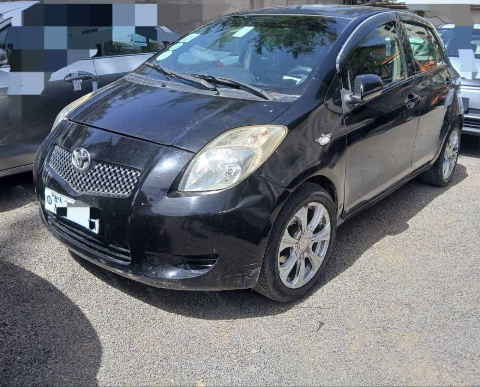 2008 Toyota Yaris Compact — photo 3