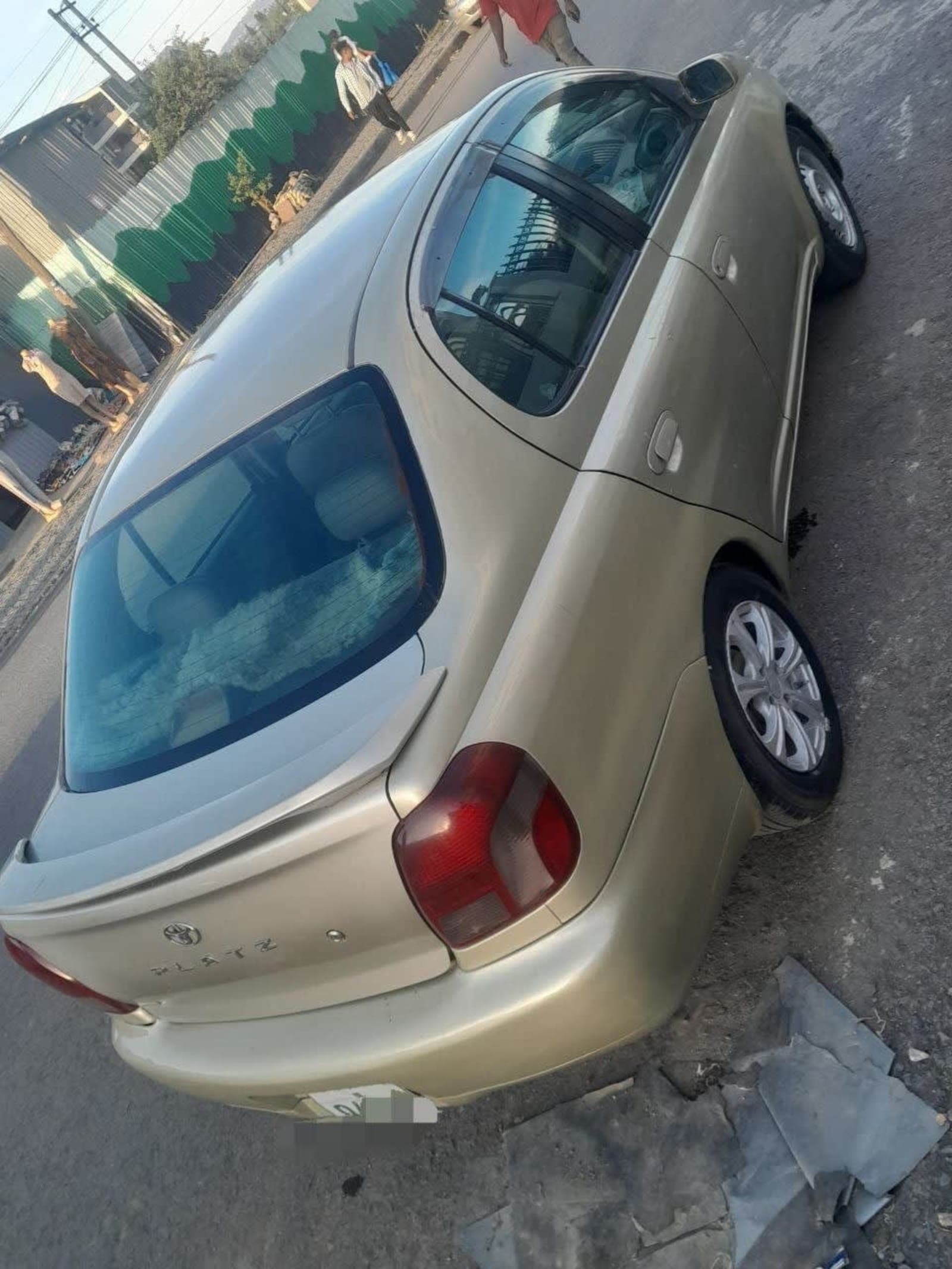 2000 Toyota Platz — photo 5