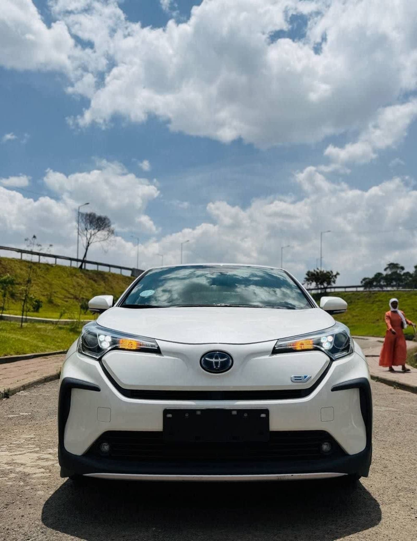 2023 TOYOTA IZOA — photo 6