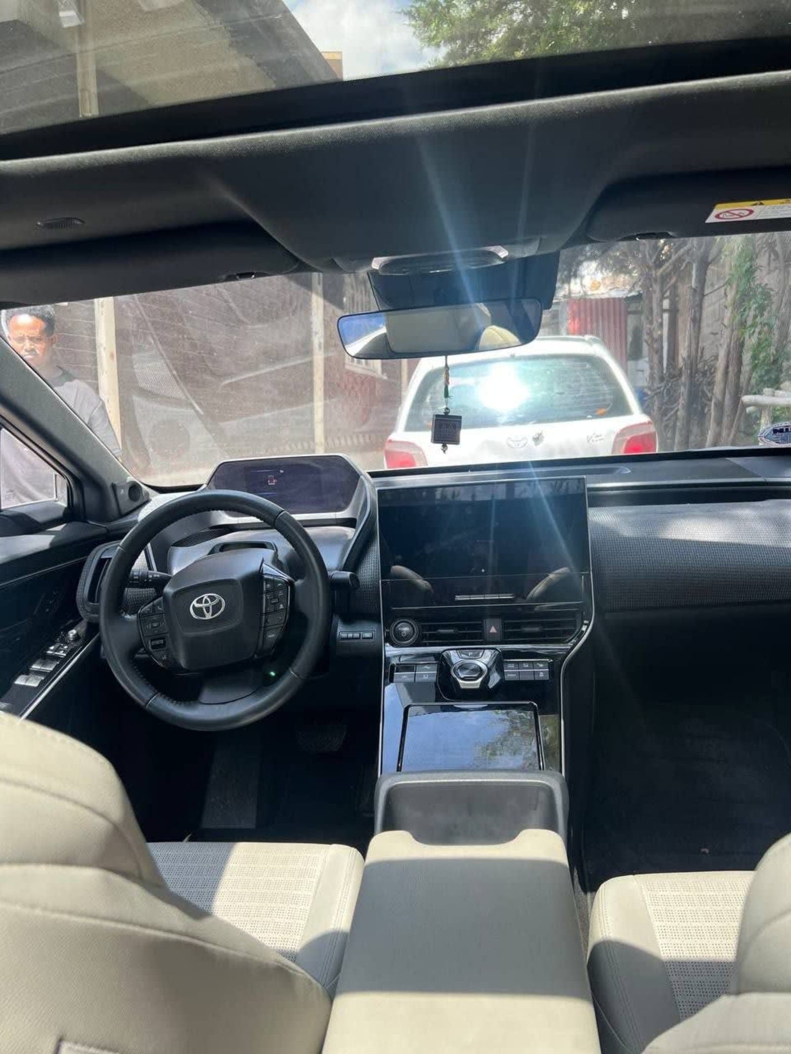 2024 Toyota BZ4X — photo 6