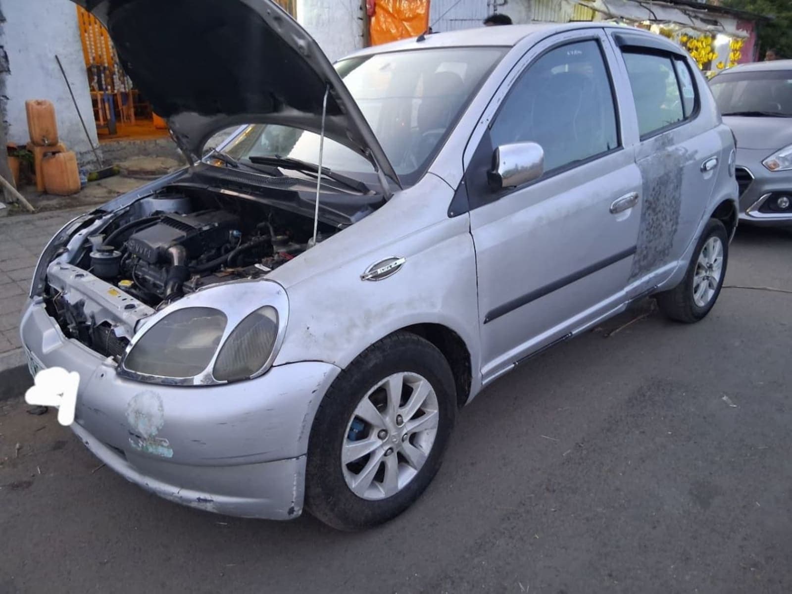 2002 Toyota Vitz Yaris
