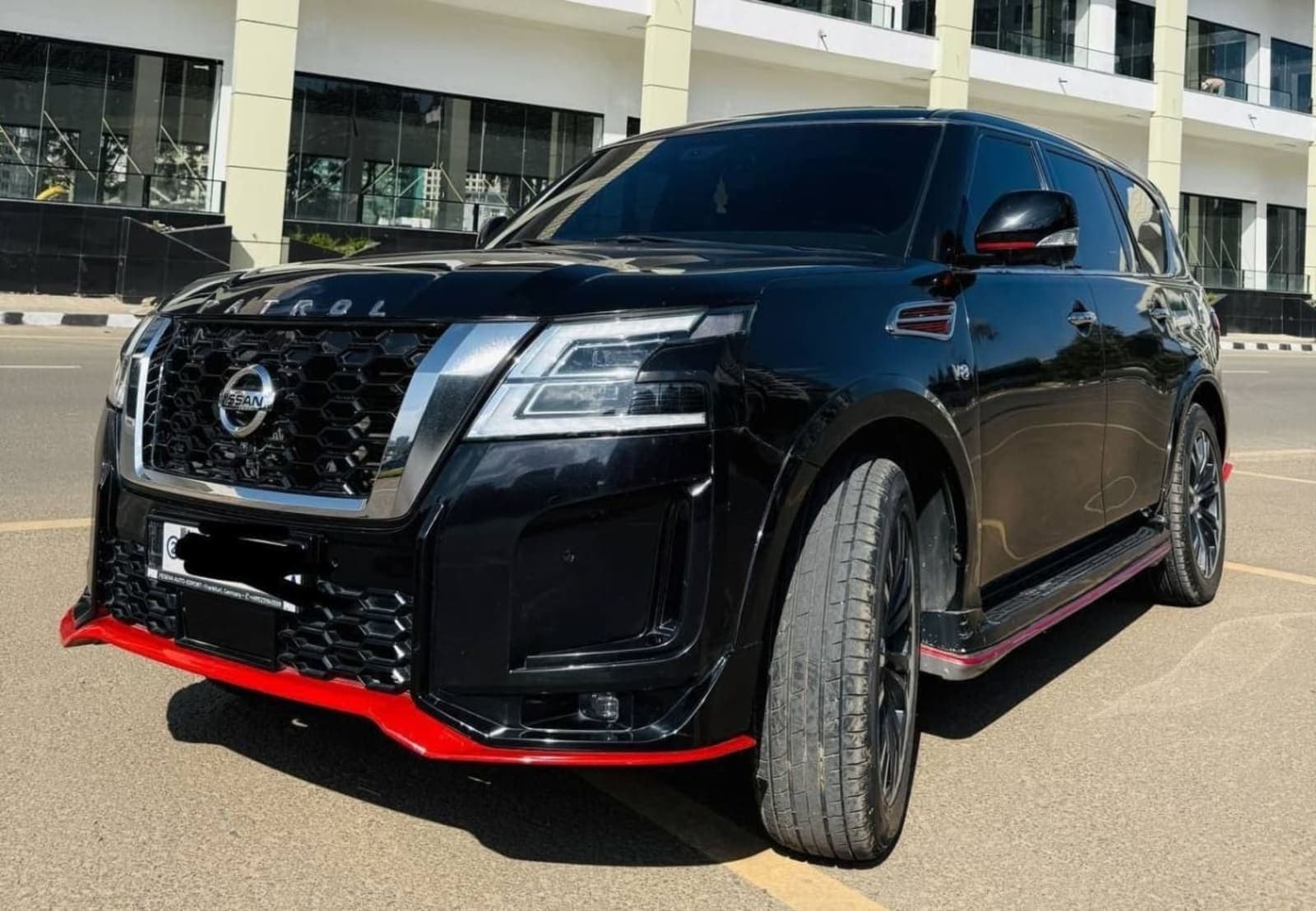 2017 Nissan Patrol Nismo — photo 4