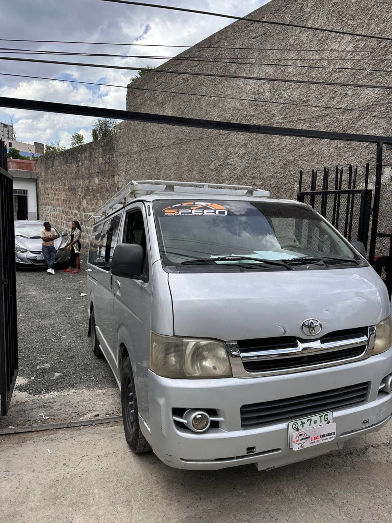 2007 Toyota Hiace — photo 7