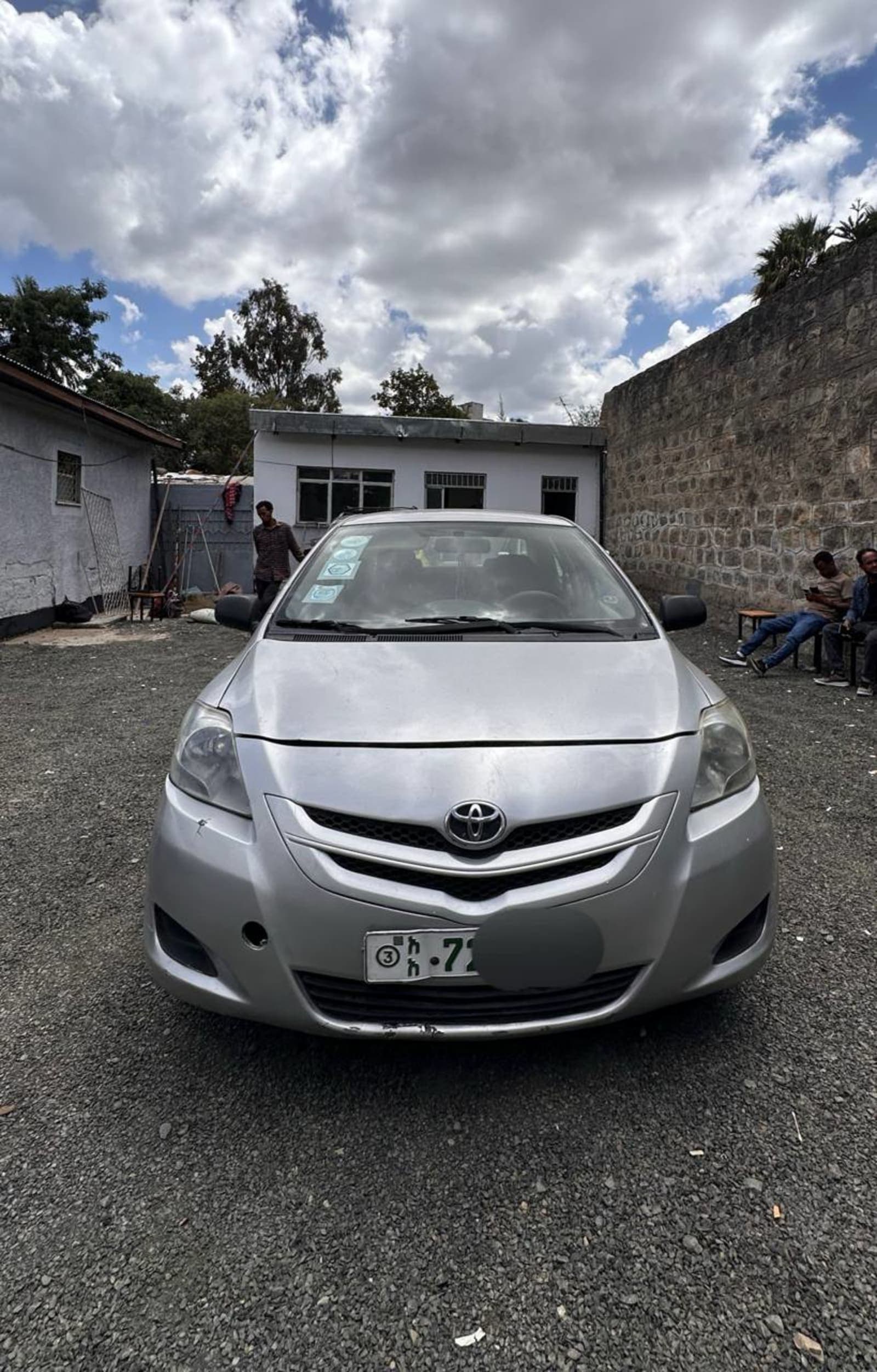 2011 Toyota Sedan — photo 1