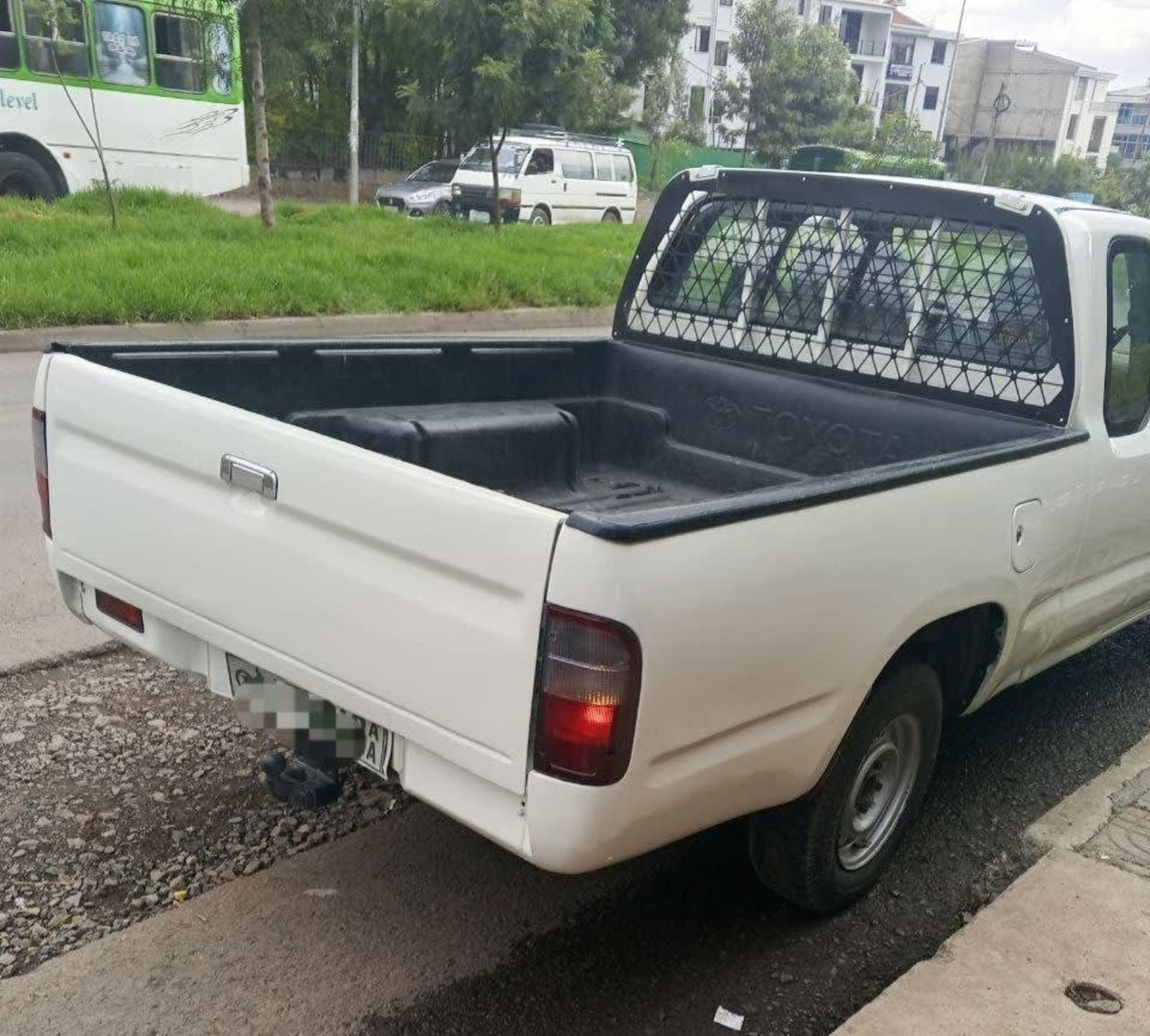2002 Toyota D4D — photo 3