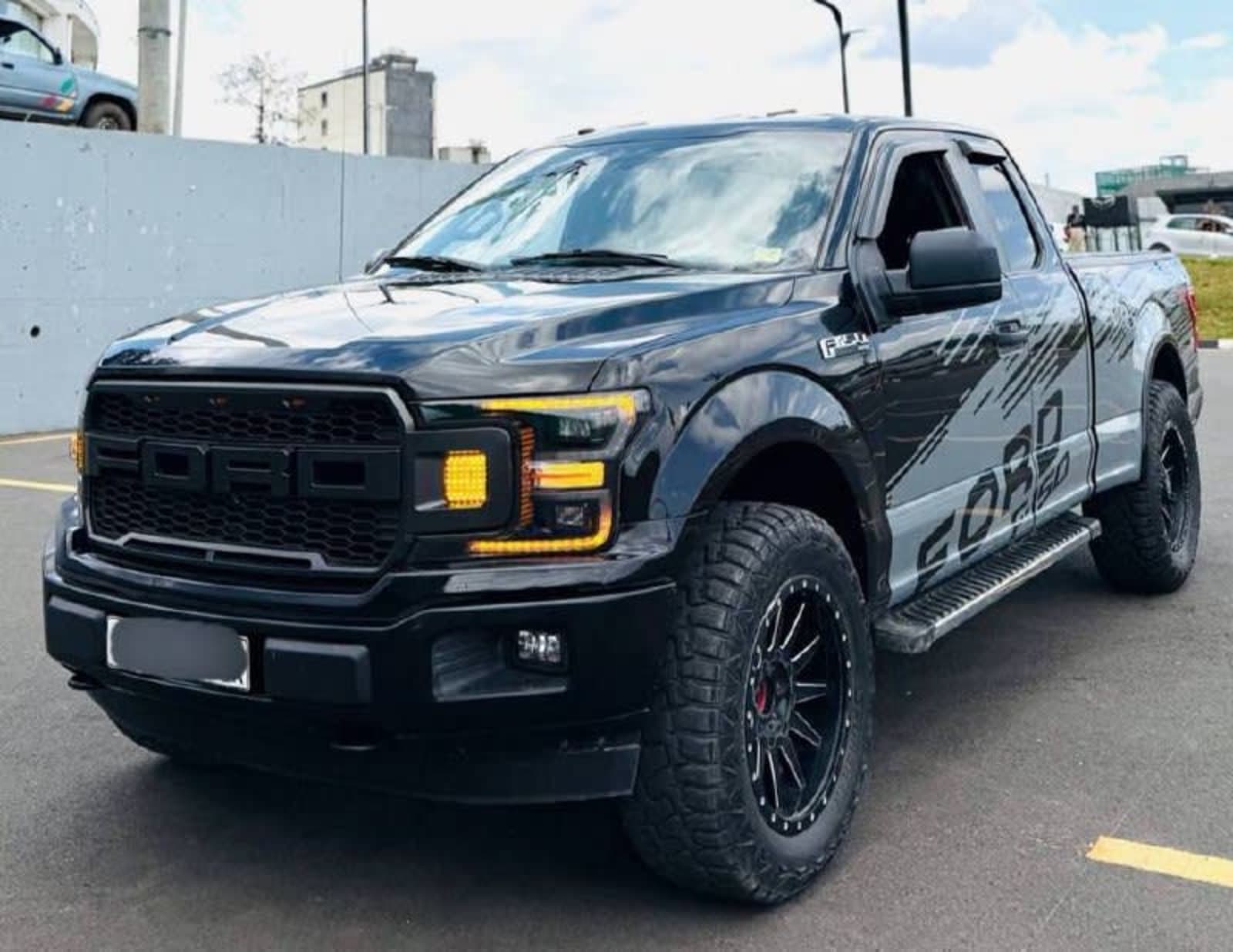 2020 Ford F-150 XLT Extended Cab — photo 6