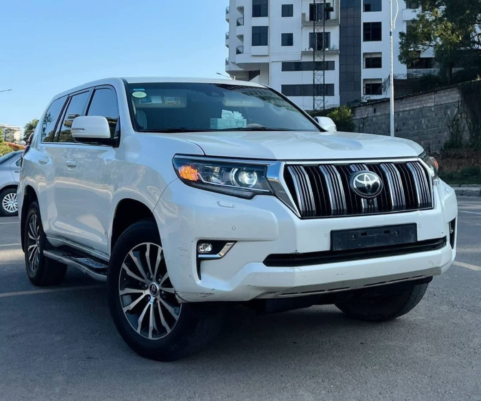 2018 Toyota Land Cruiser Prado