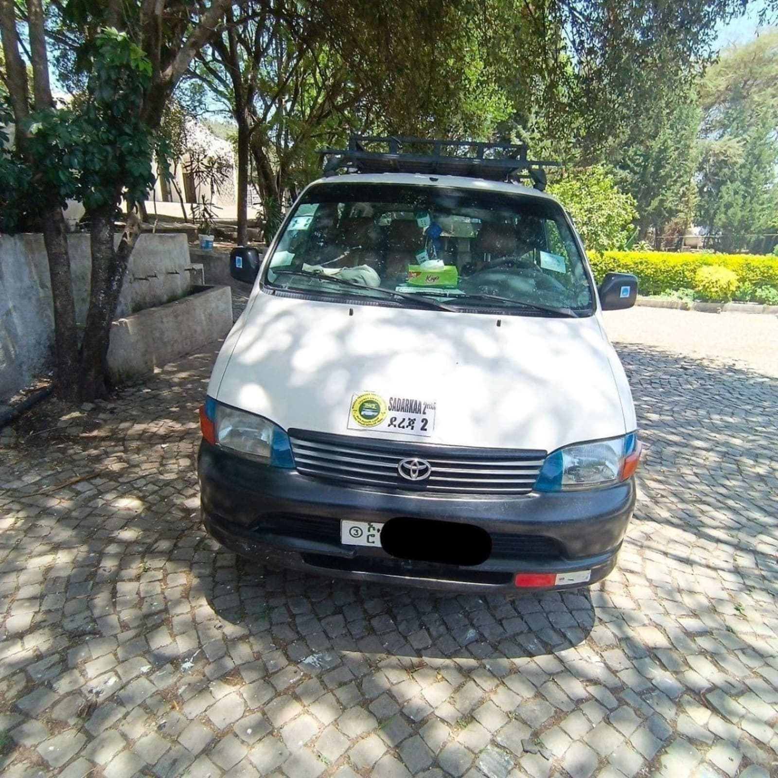 2003 Toyota Dolphin โ photo 1