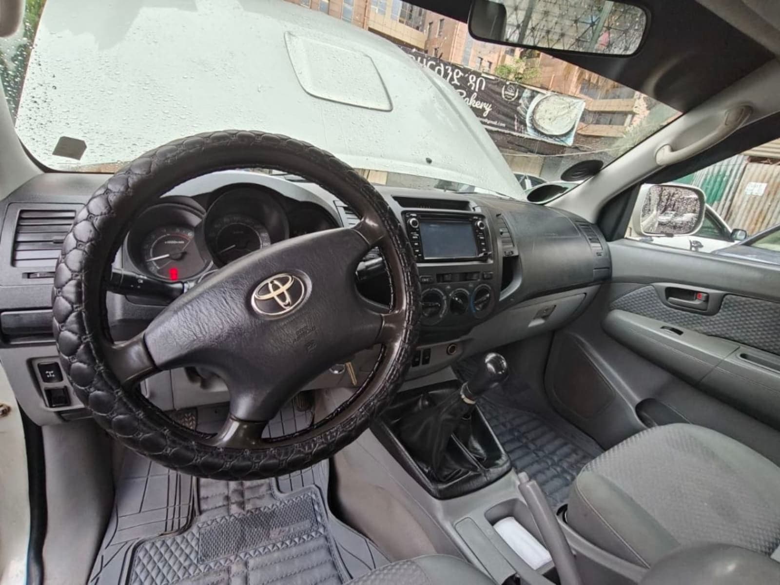 2009 Toyota Hilux King Cab — photo 3