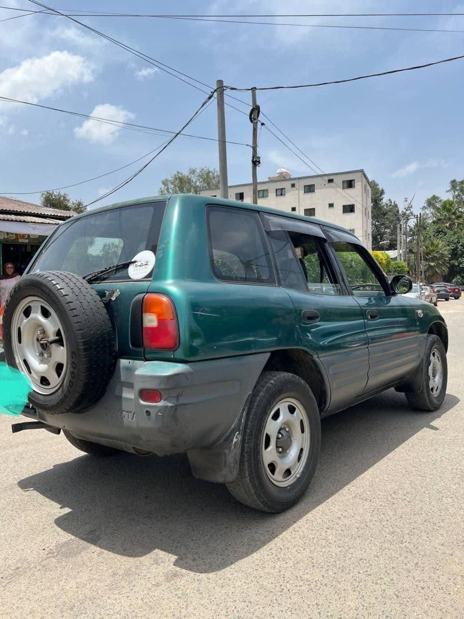 1999 Toyota Rav4 — photo 5