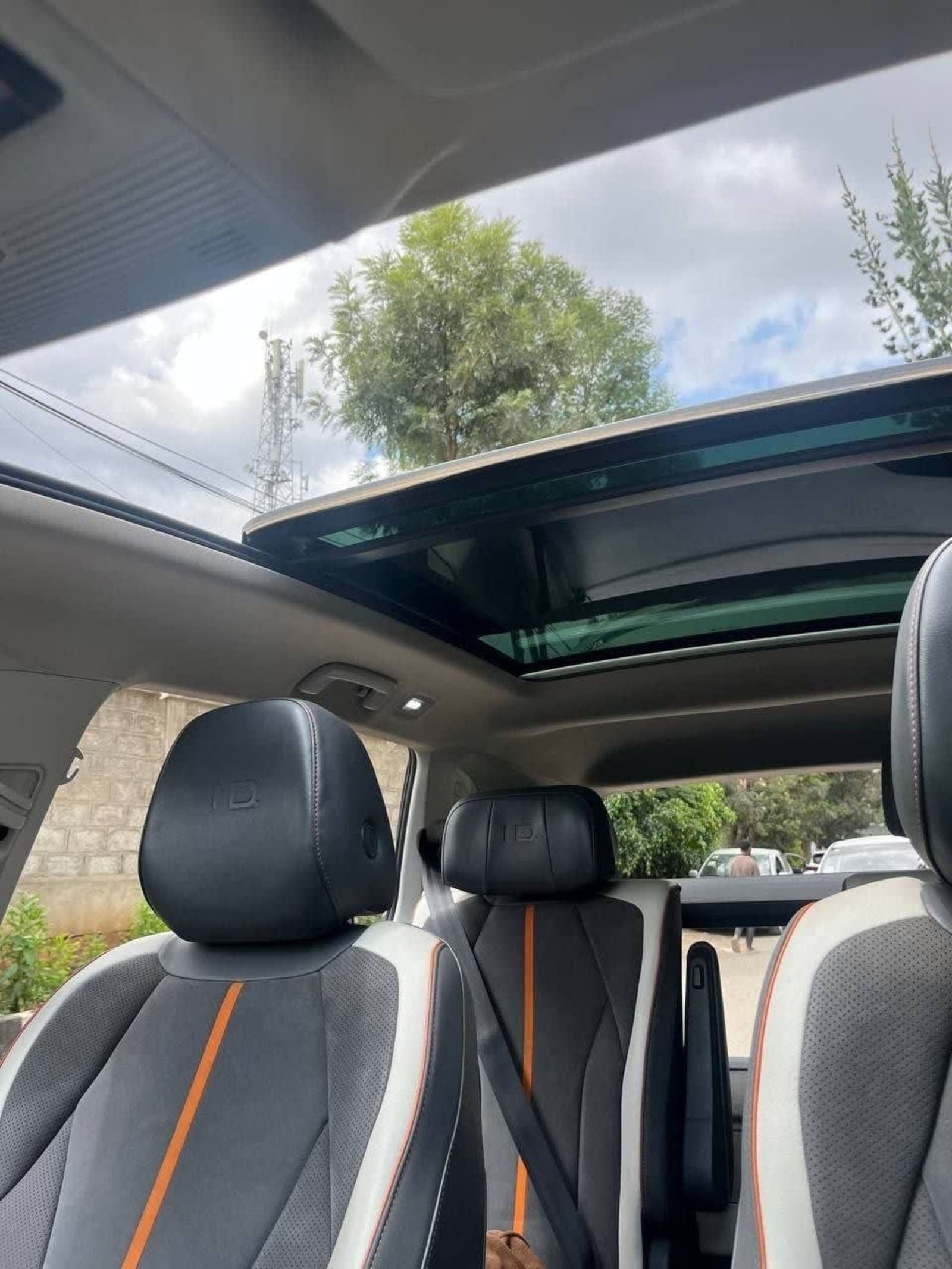2022 Volkswagen ID.6 Crozz — photo 4