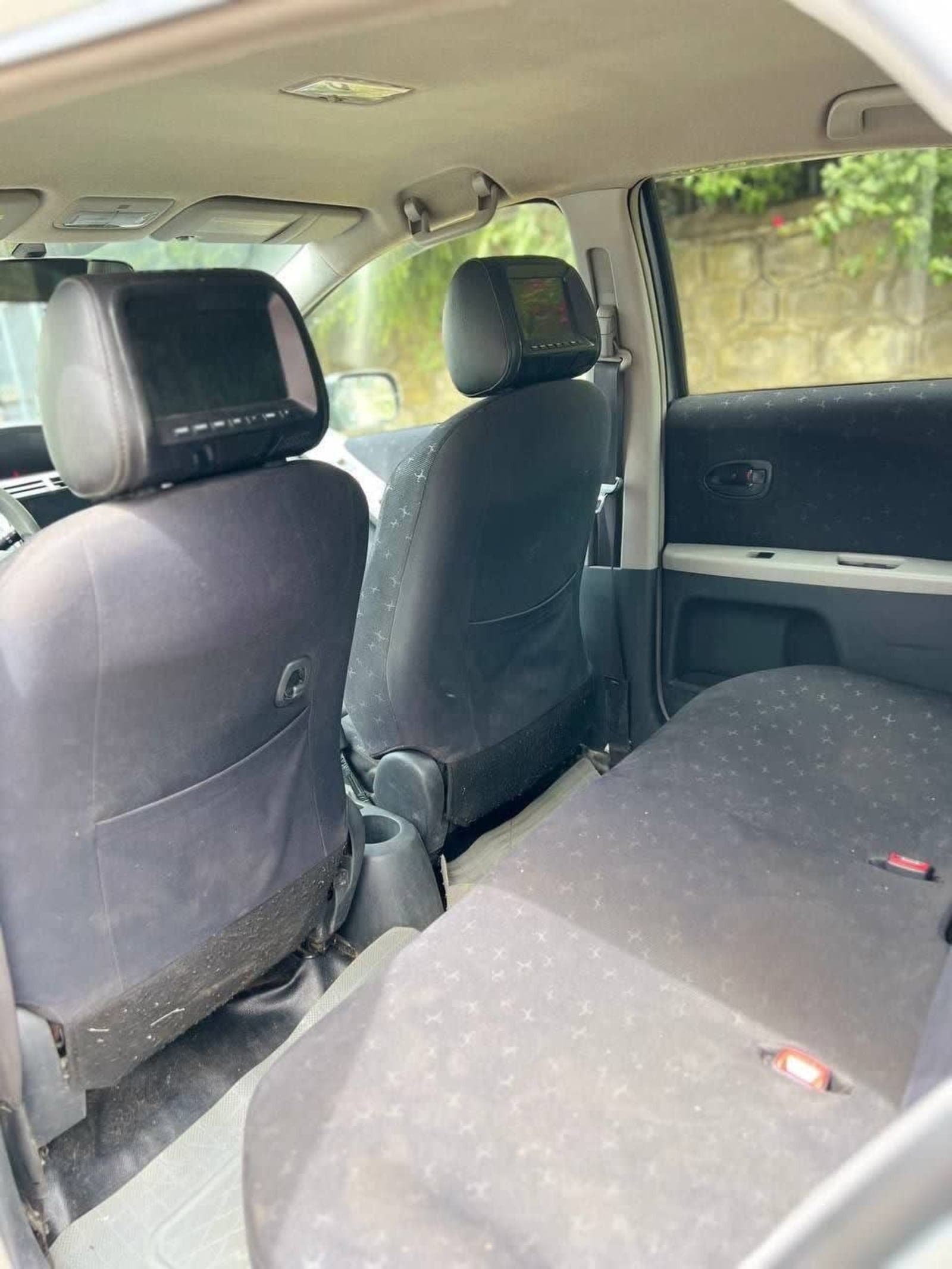 2010 Toyota Yaris Compact — photo 3
