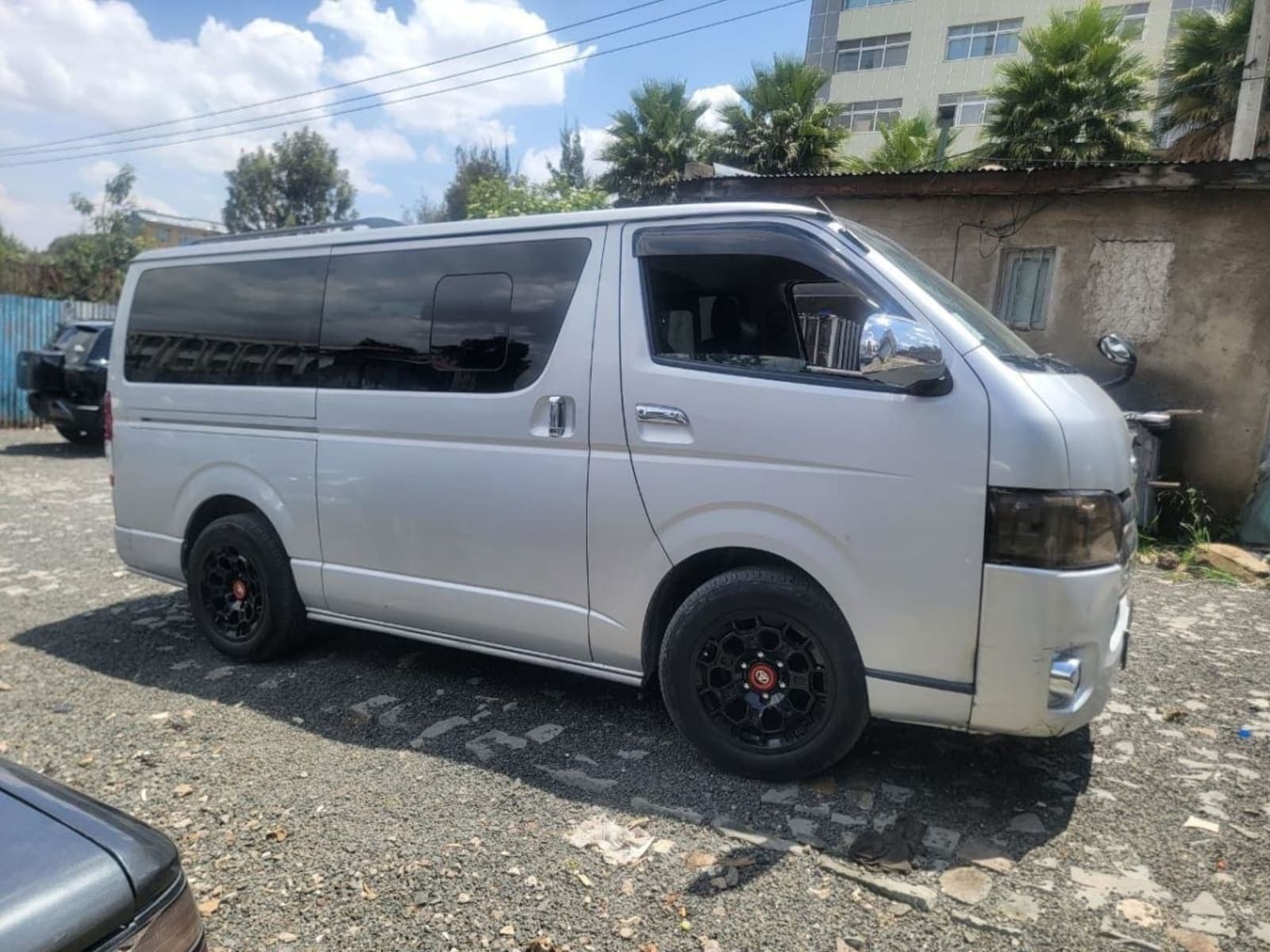 2007 Toyota Hiace GL — photo 3