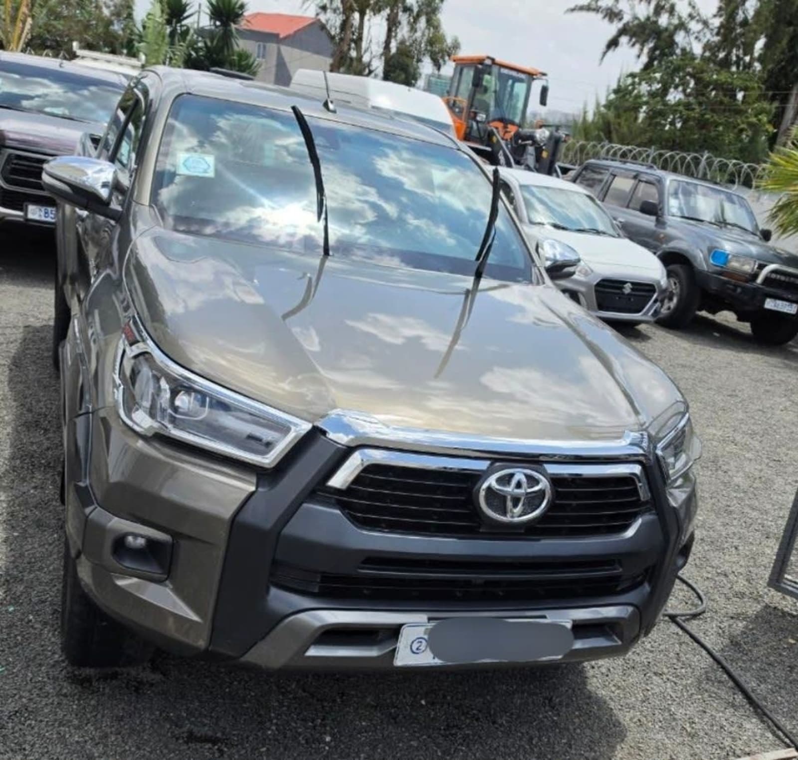 2021 Toyota Hilux Invincible Double-Cab — photo 6