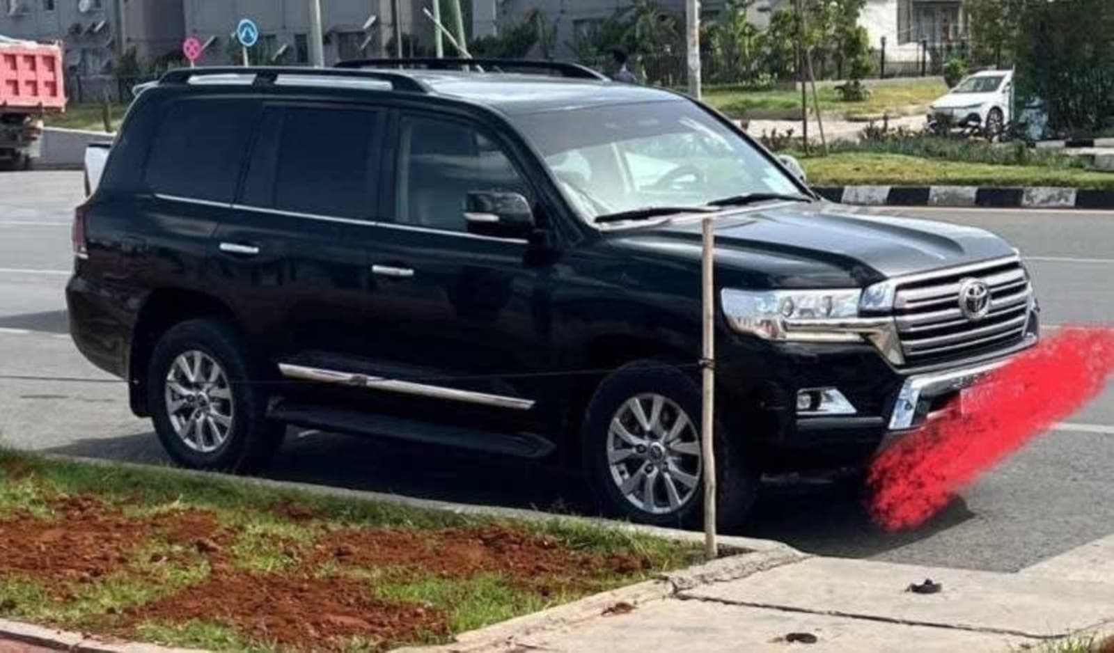 2019 Toyota Landcruiser V8 VXR+ Executive Lounge — photo 6