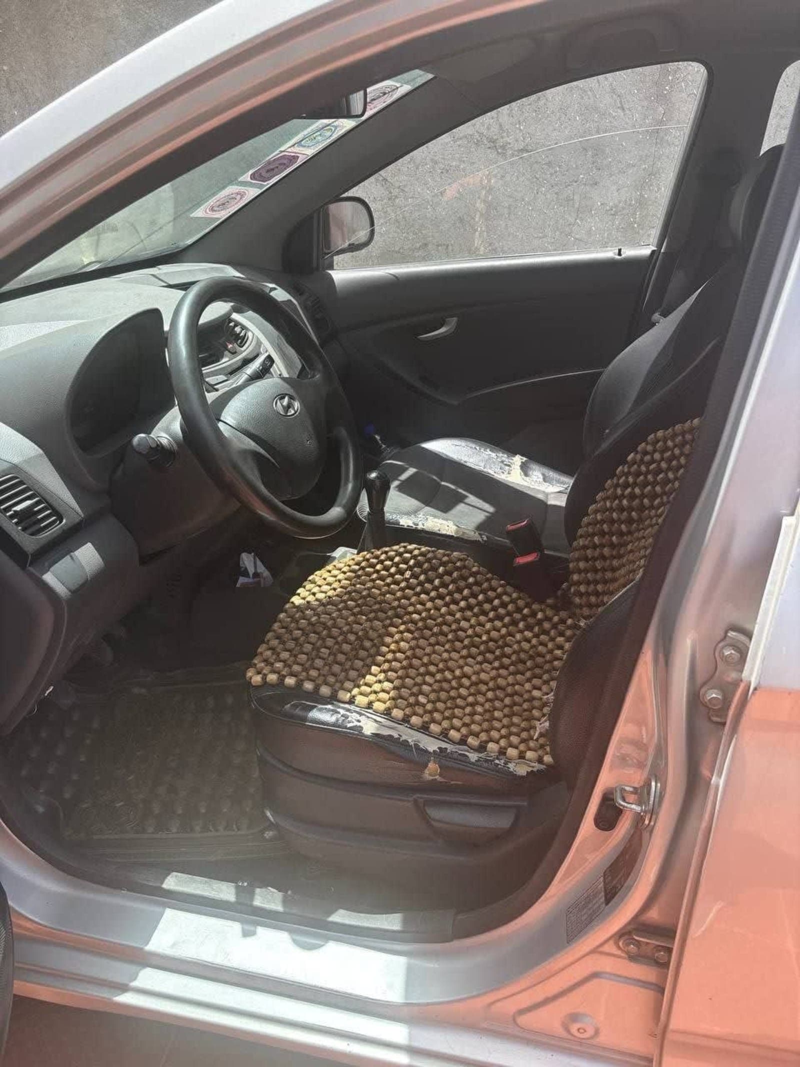 2015 Hyundai Eon — photo 3