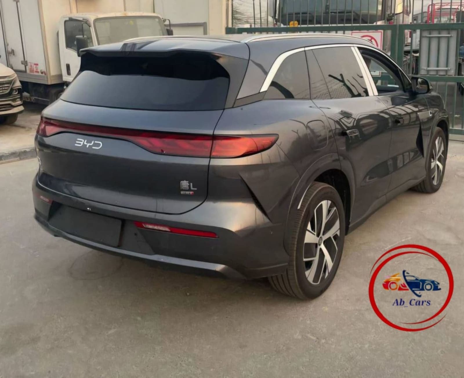 2025 BYD Tang L DM-i — photo 2