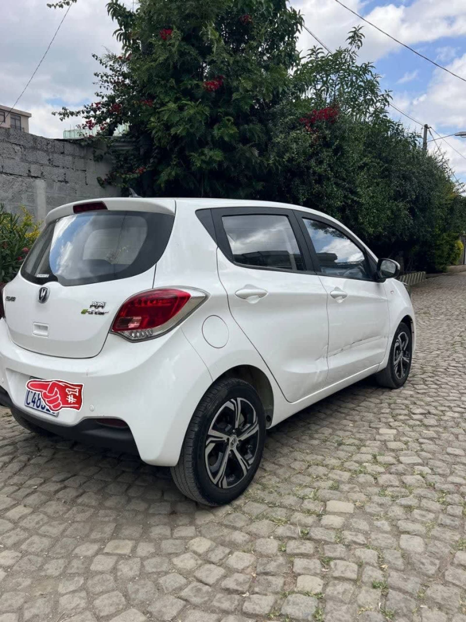 2024 CHANGAN E-star — photo 2